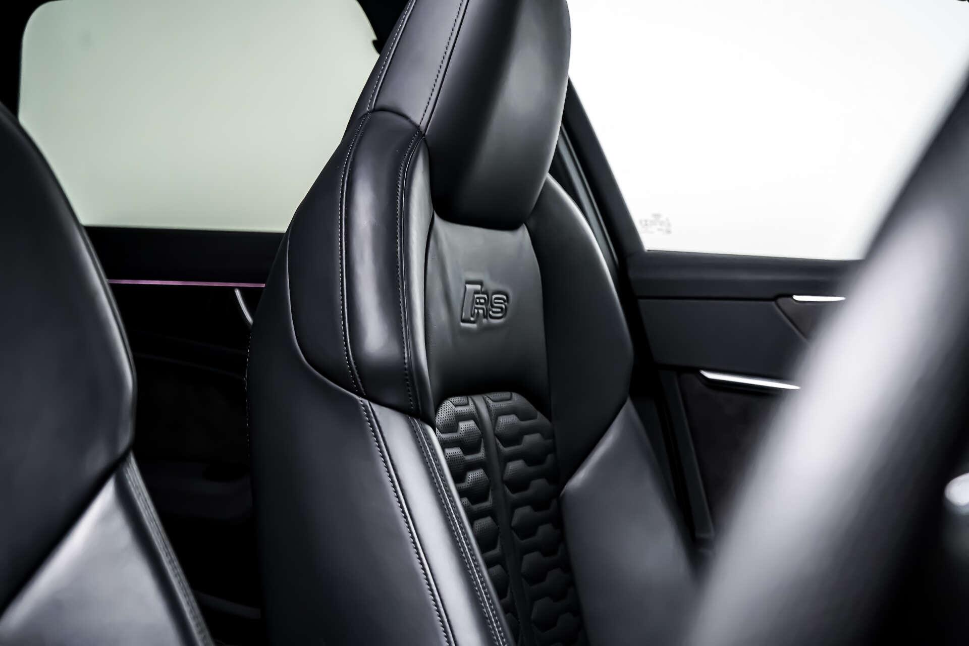 Audi RS6 Avant view 7