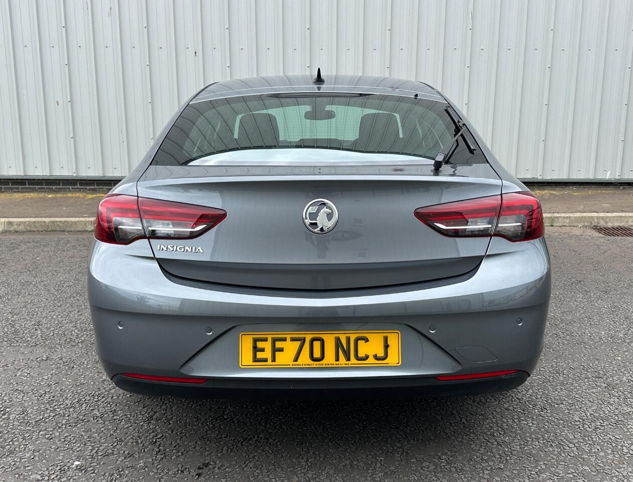 Vauxhall Insignia view 6