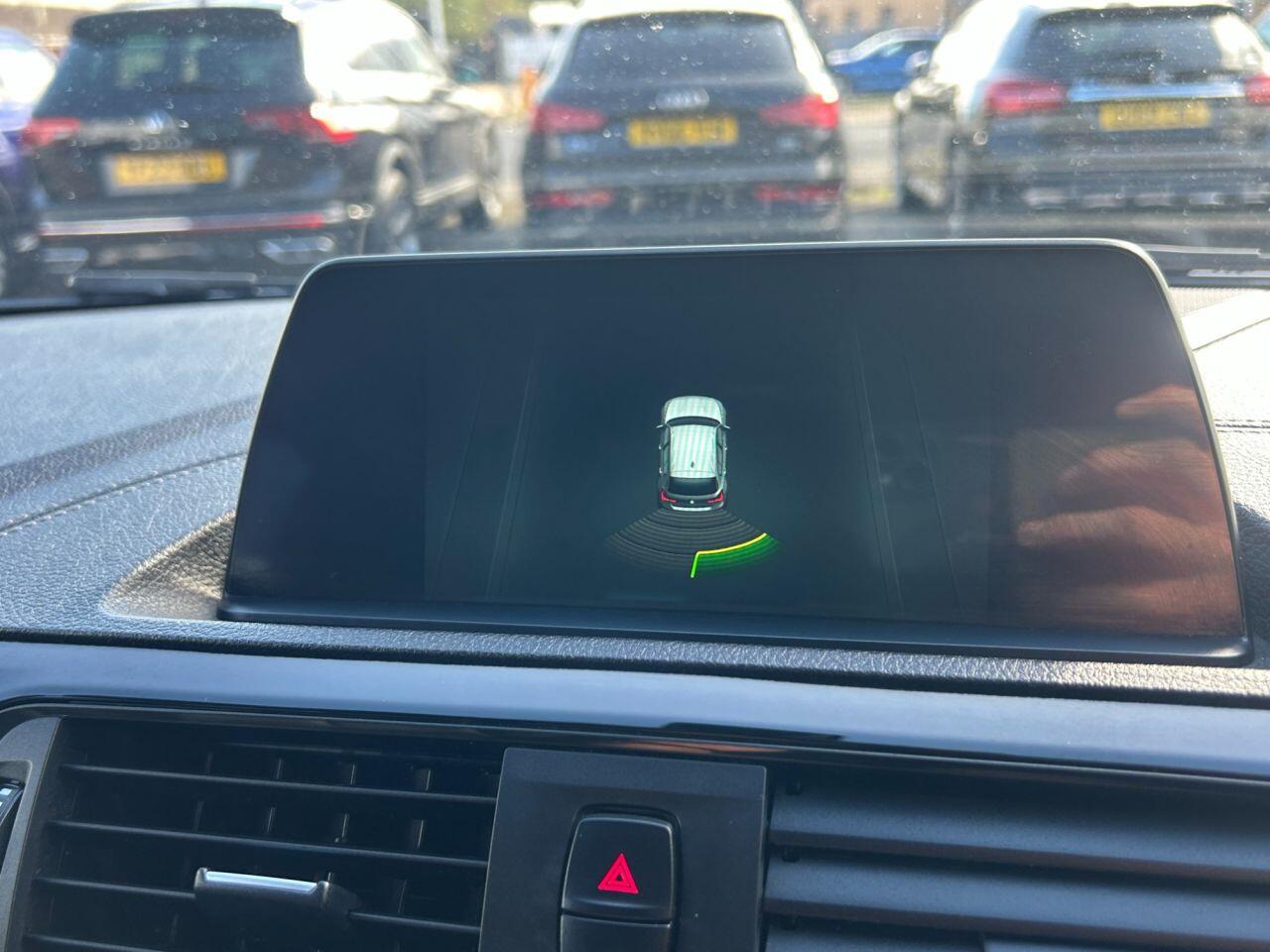 BMW 1 Series view 19