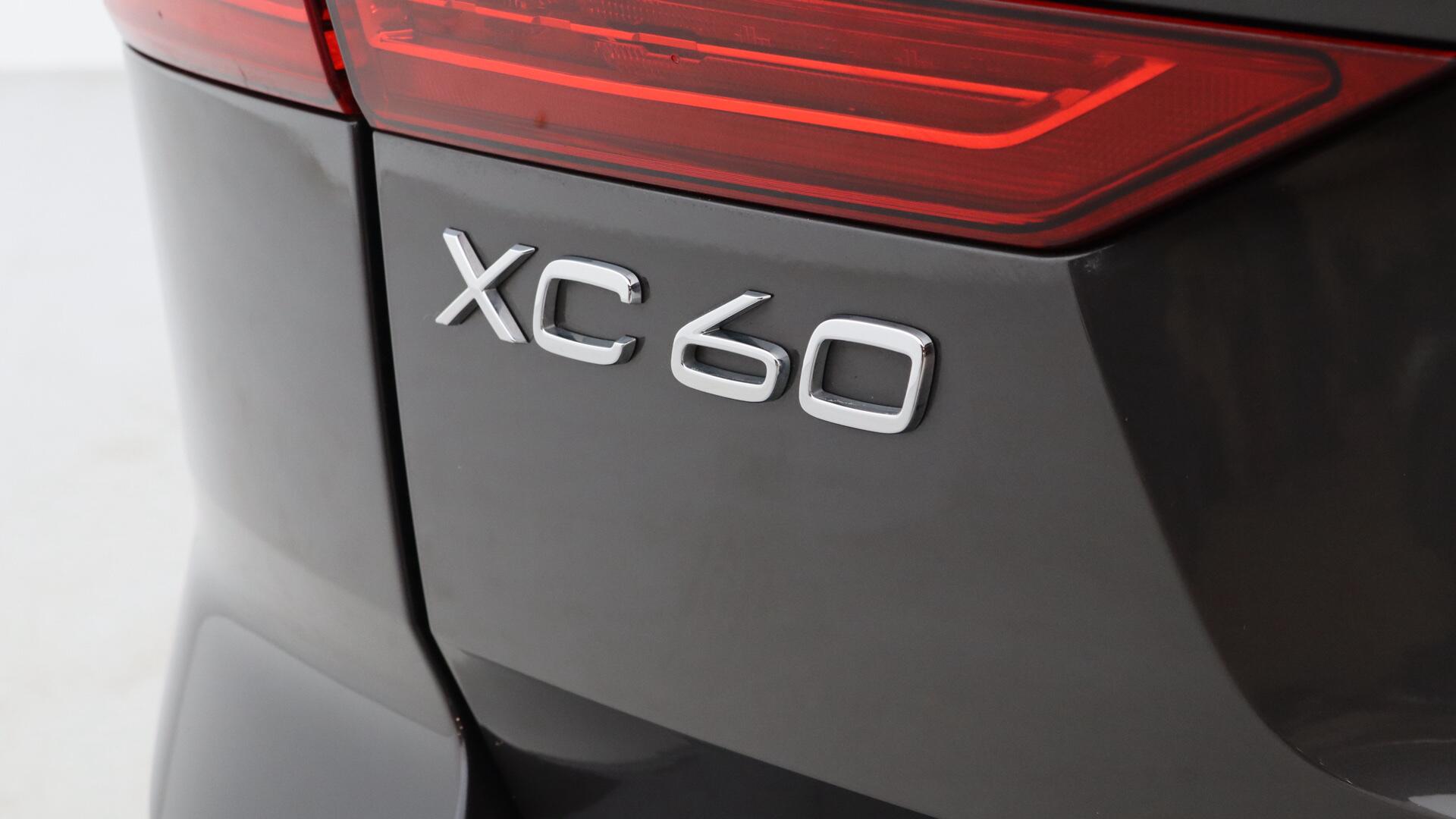 Volvo XC60 view 42
