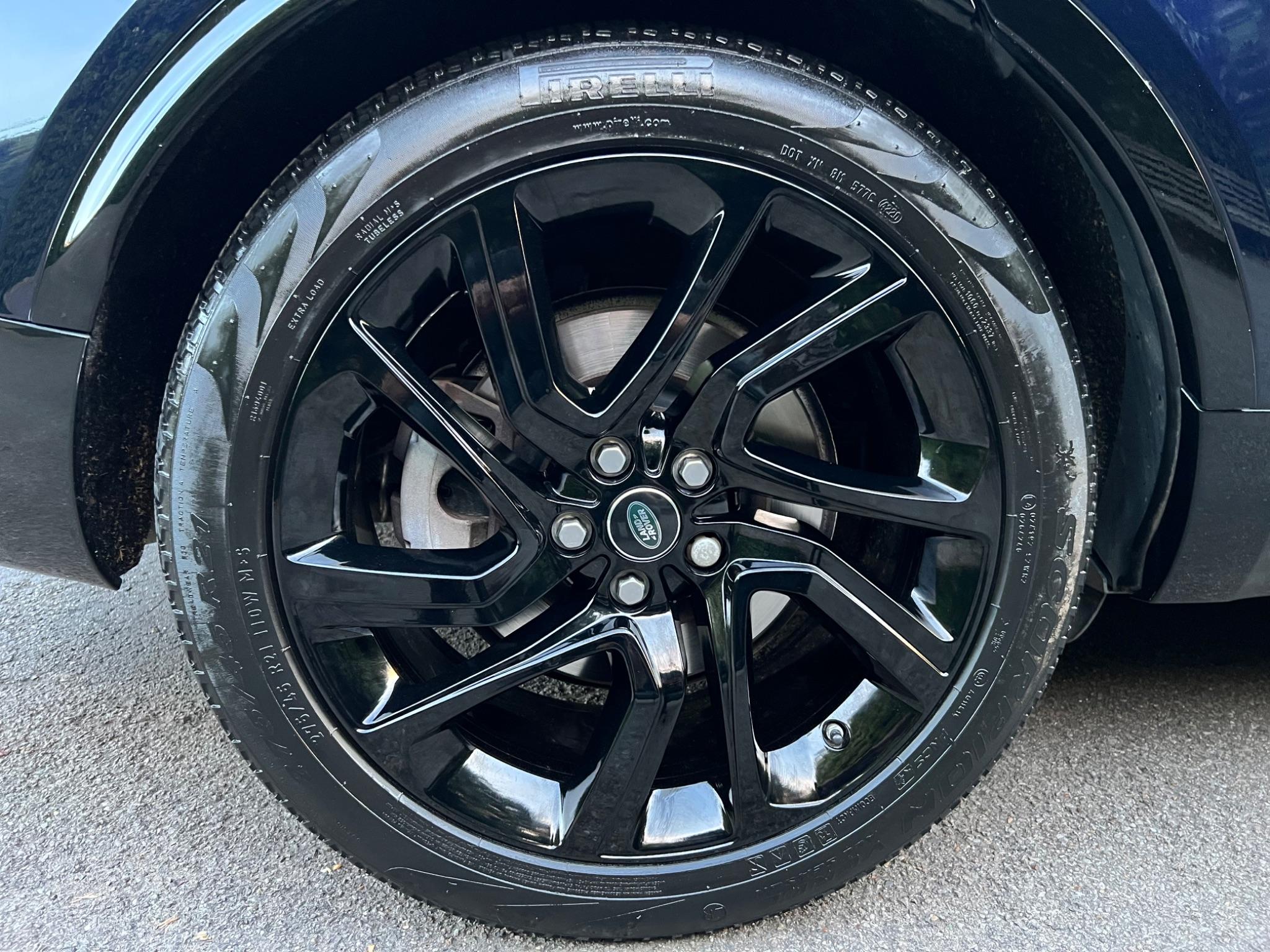 Land Rover Discovery view 54
