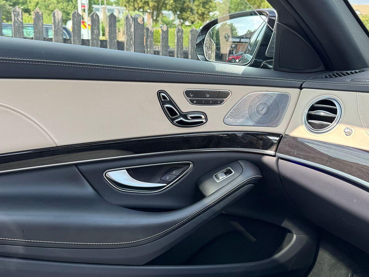 Mercedes-Benz S Class view 25