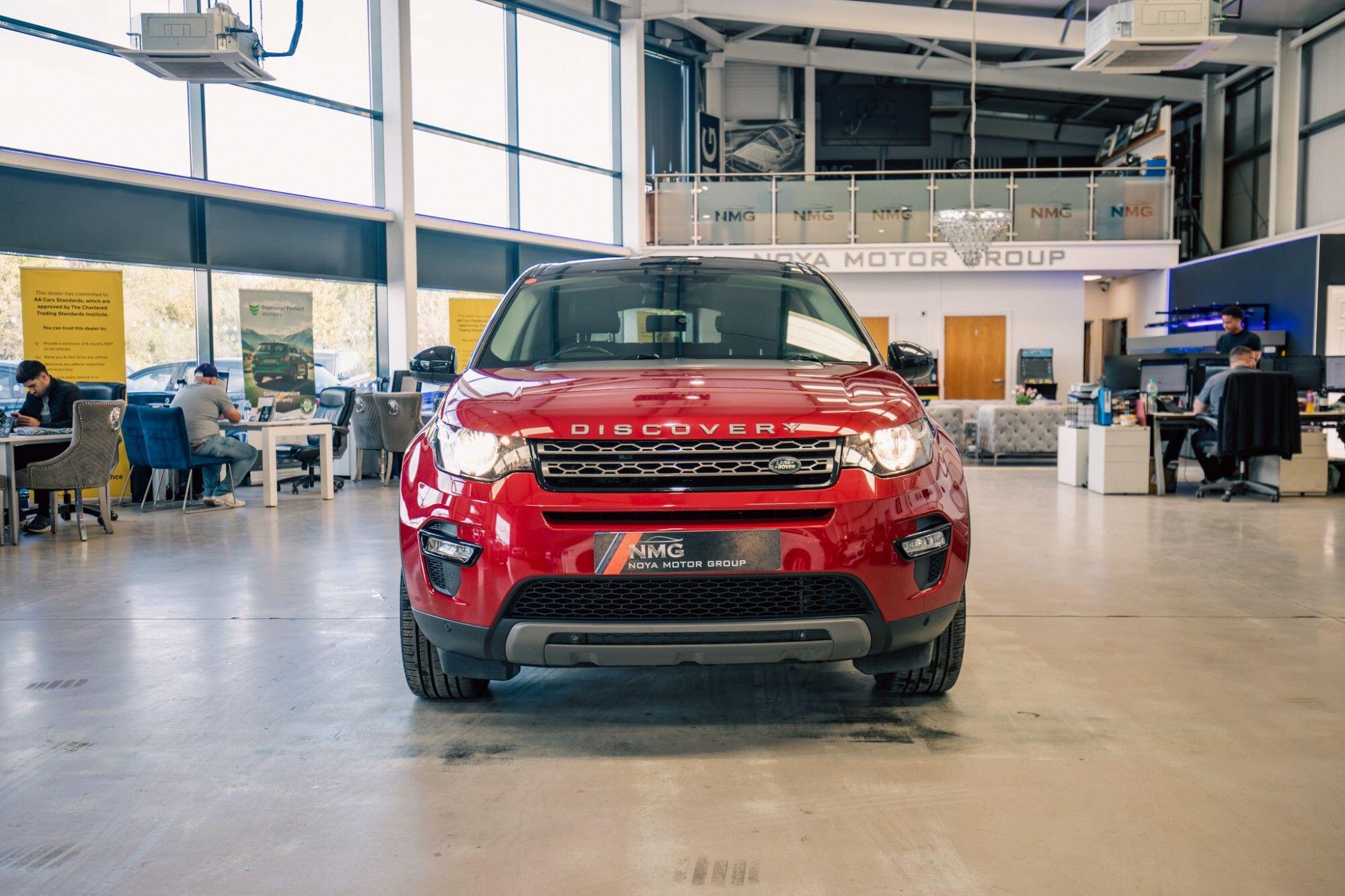Land Rover Discovery Sport view 22