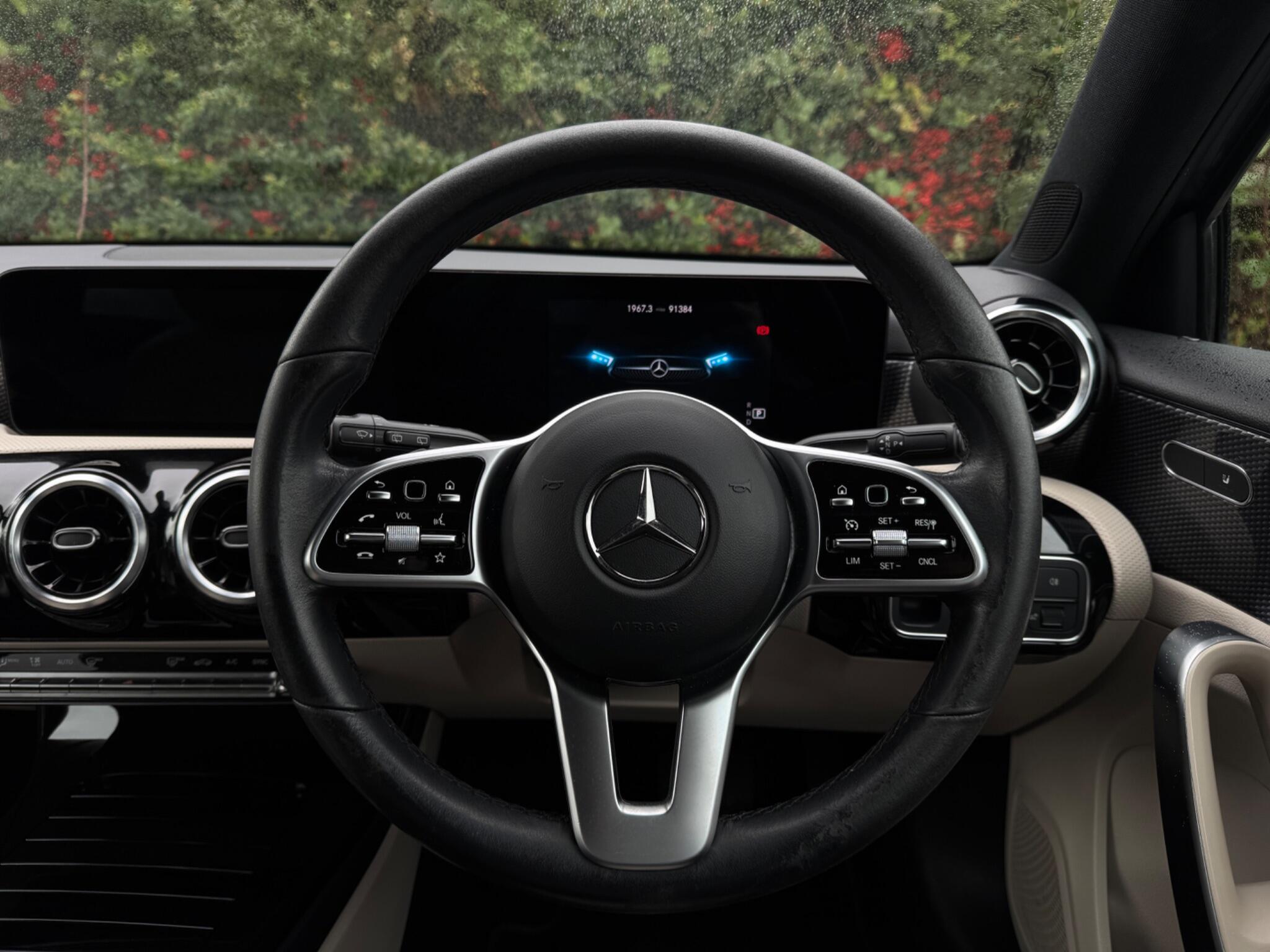 Mercedes-Benz A-Class view 36