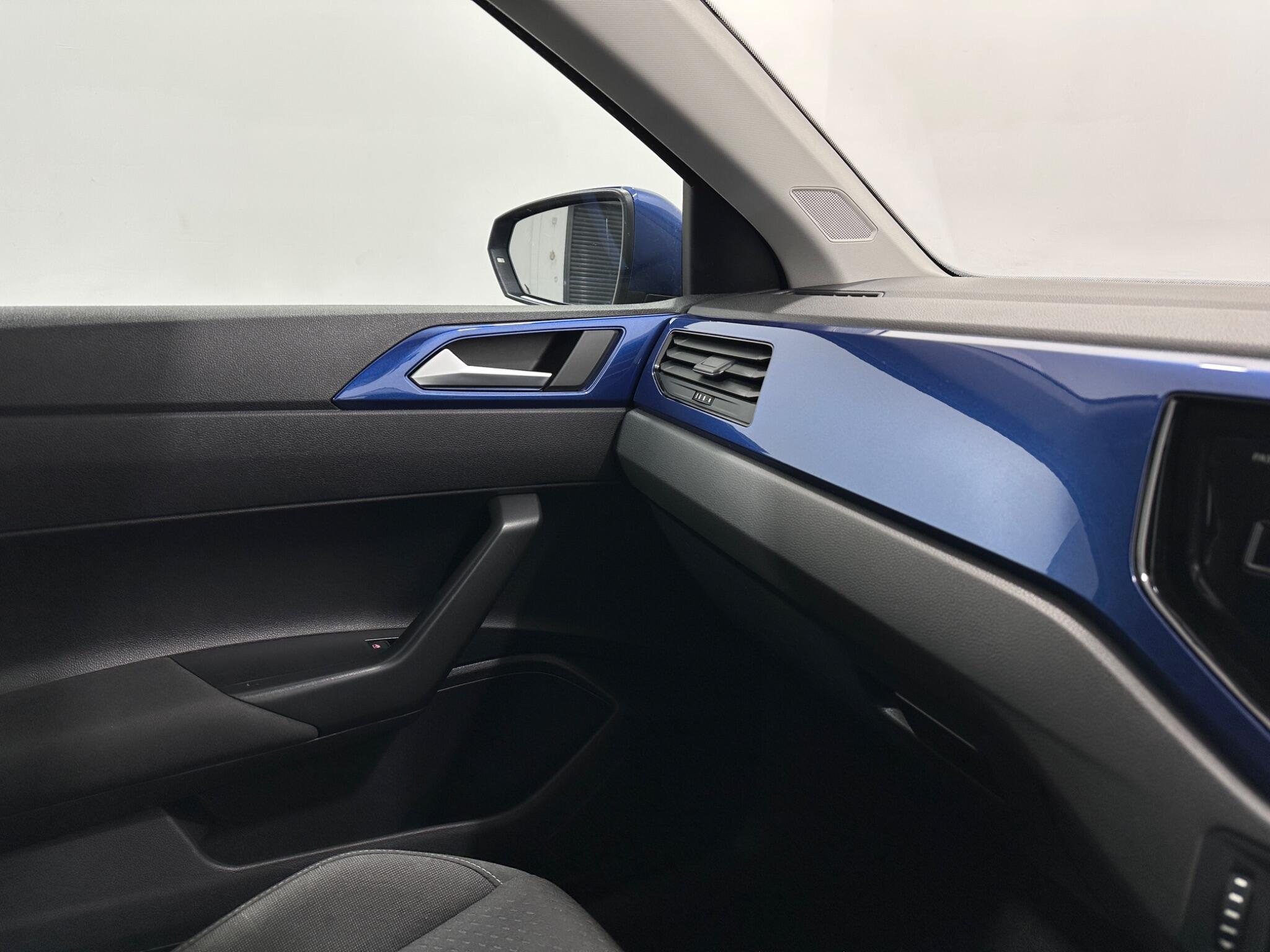 Volkswagen Polo view 24