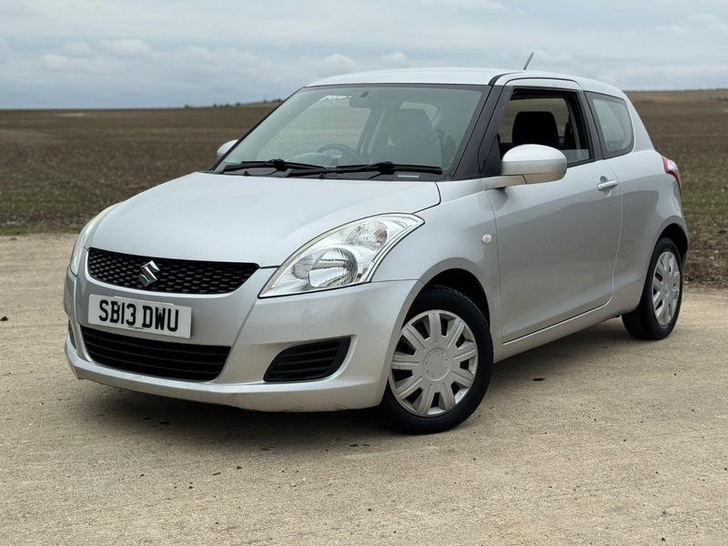 2013 Suzuki Swift image 12