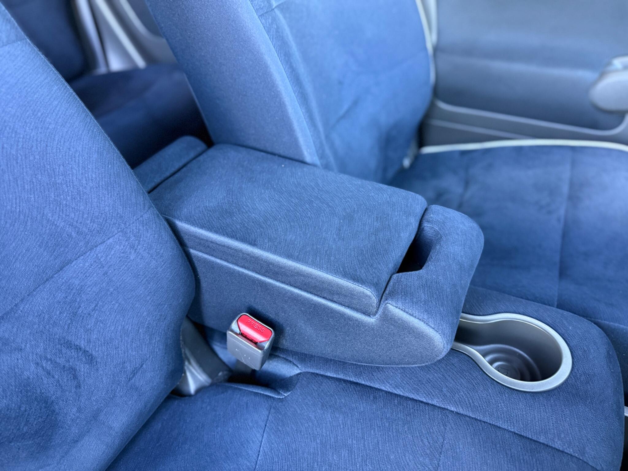 Nissan Cube view 36