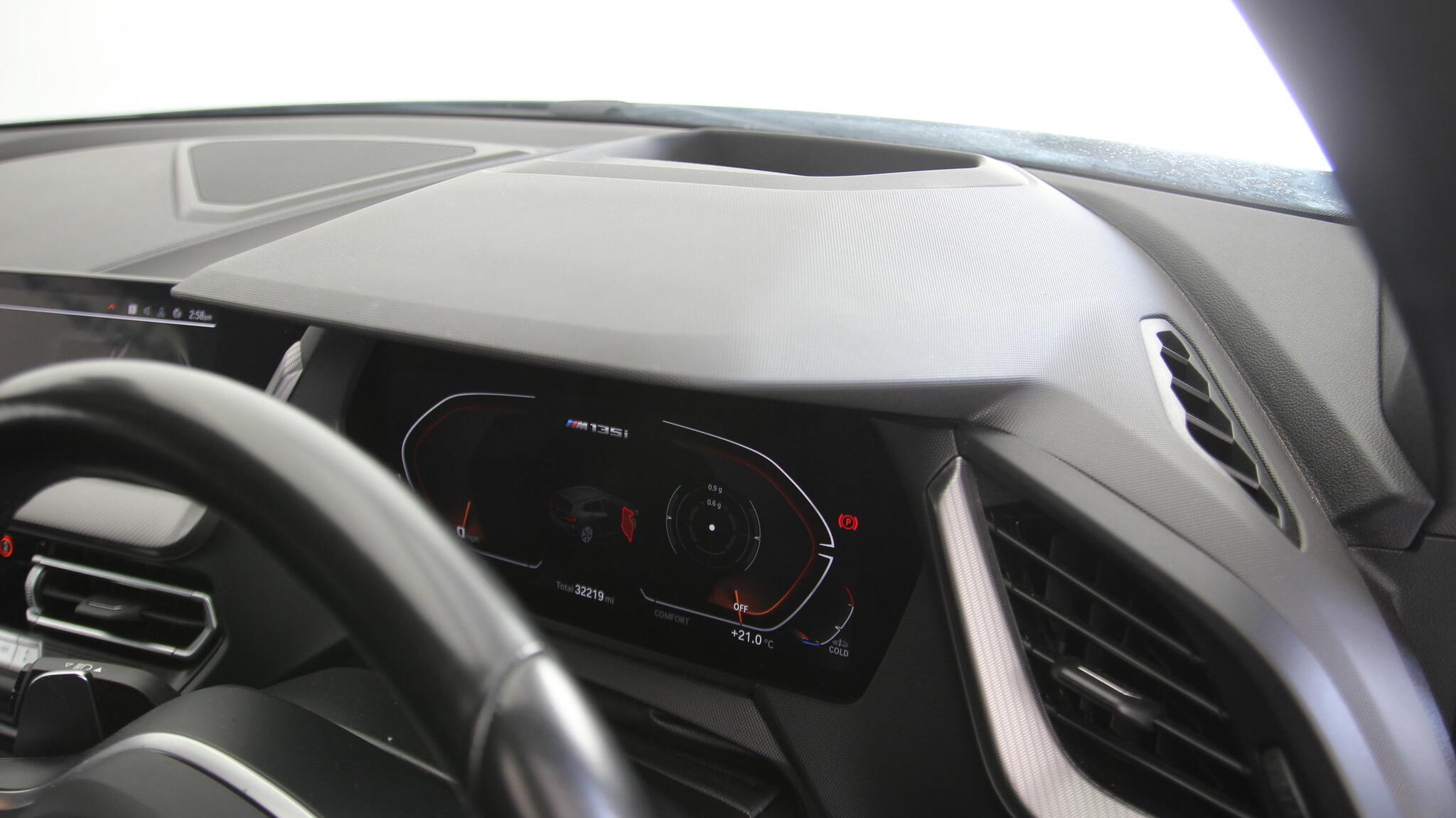 BMW 1 Series view 2