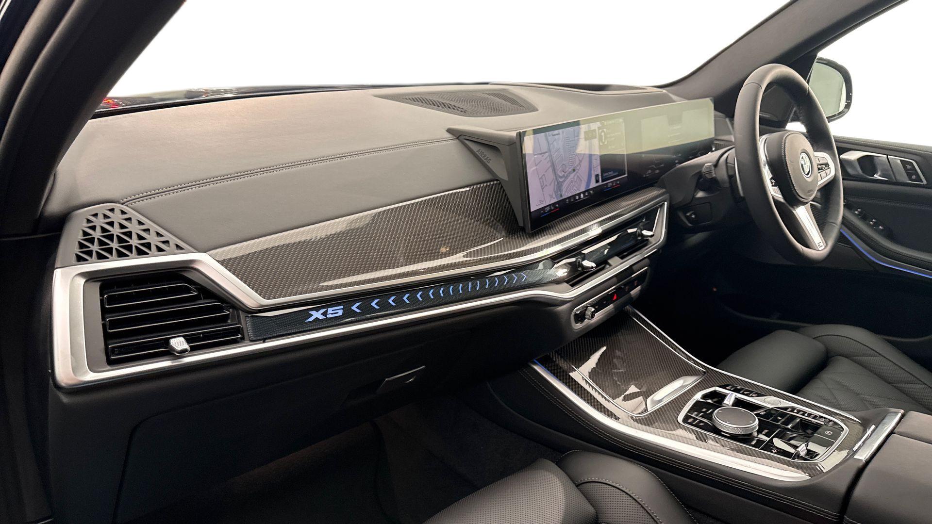 BMW X5 view 7