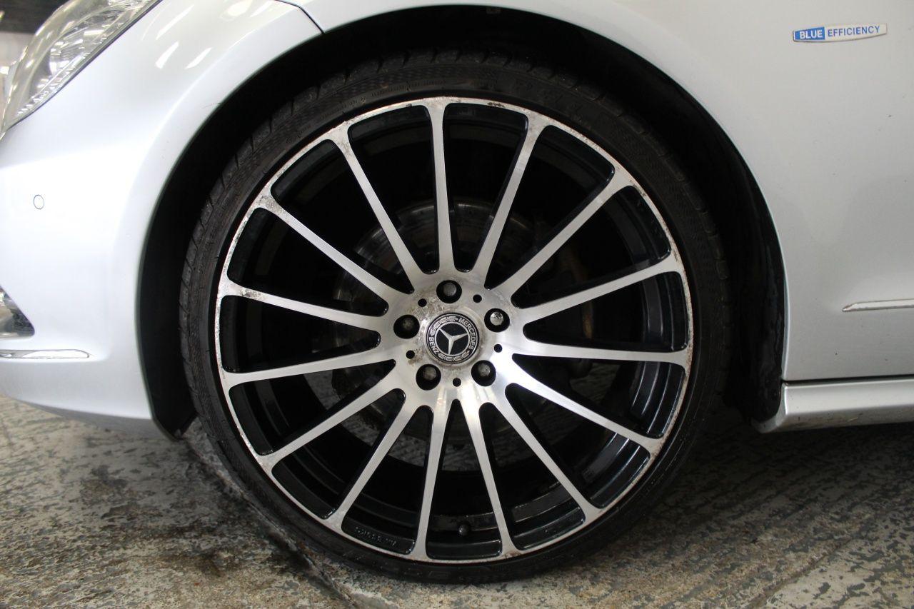 Mercedes-Benz CLS view 59