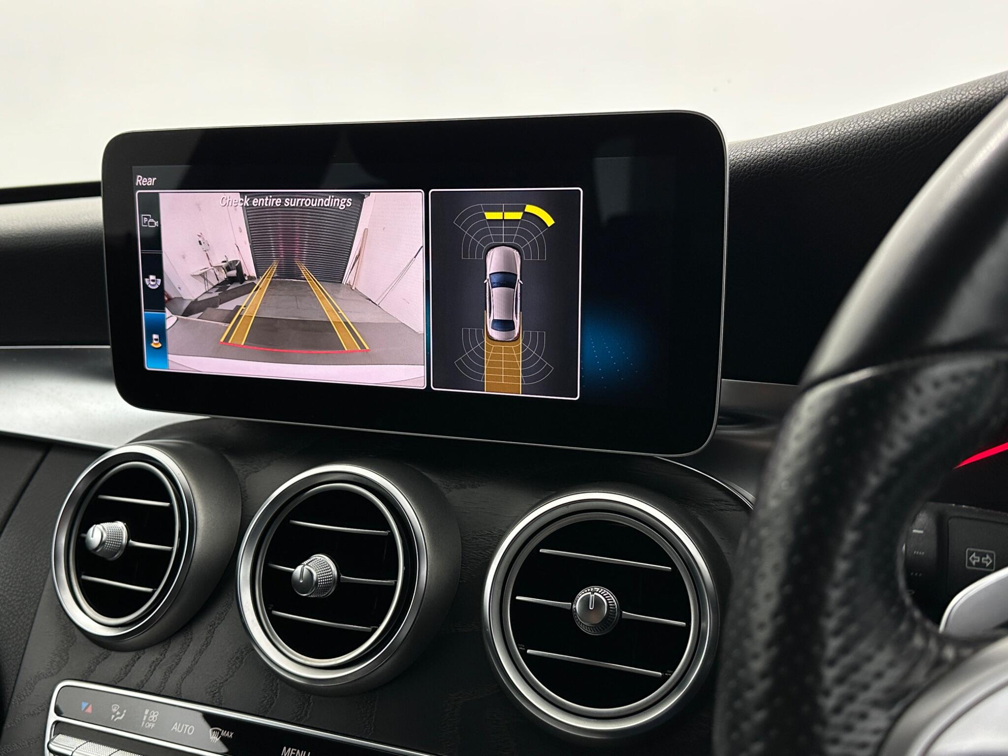 Mercedes-Benz C Class view 25