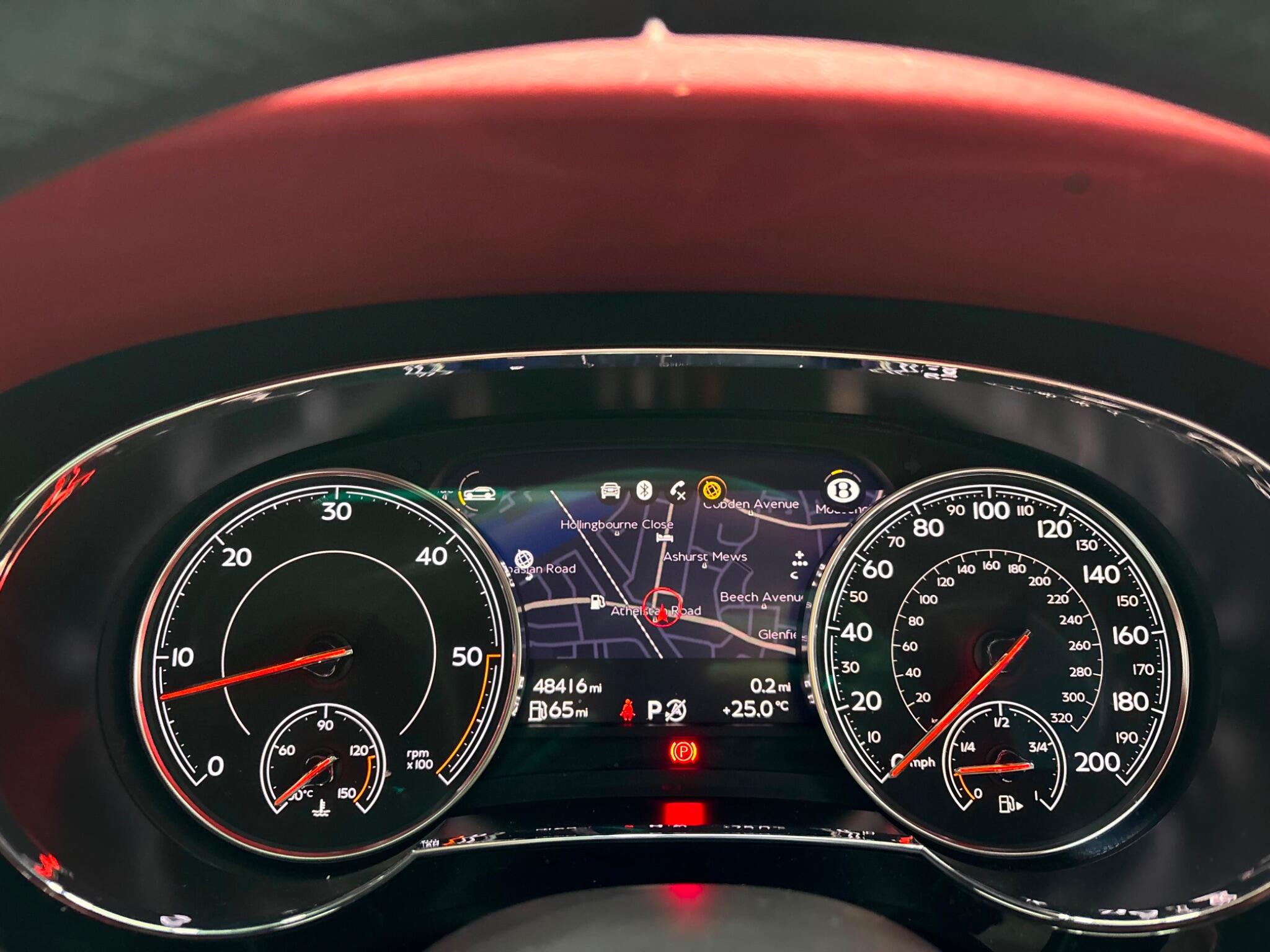 Bentley Bentayga view 23