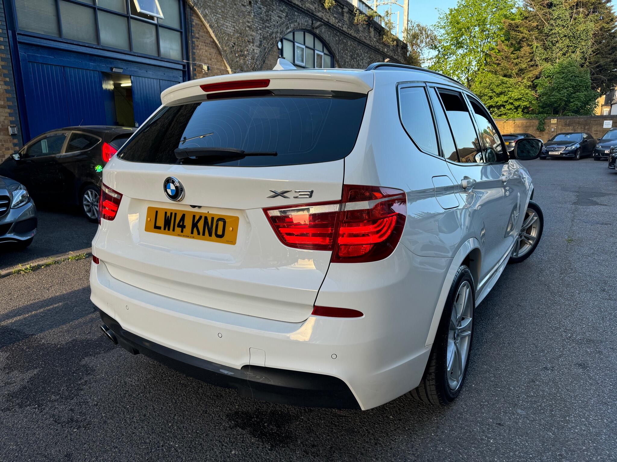 BMW X3 view 5