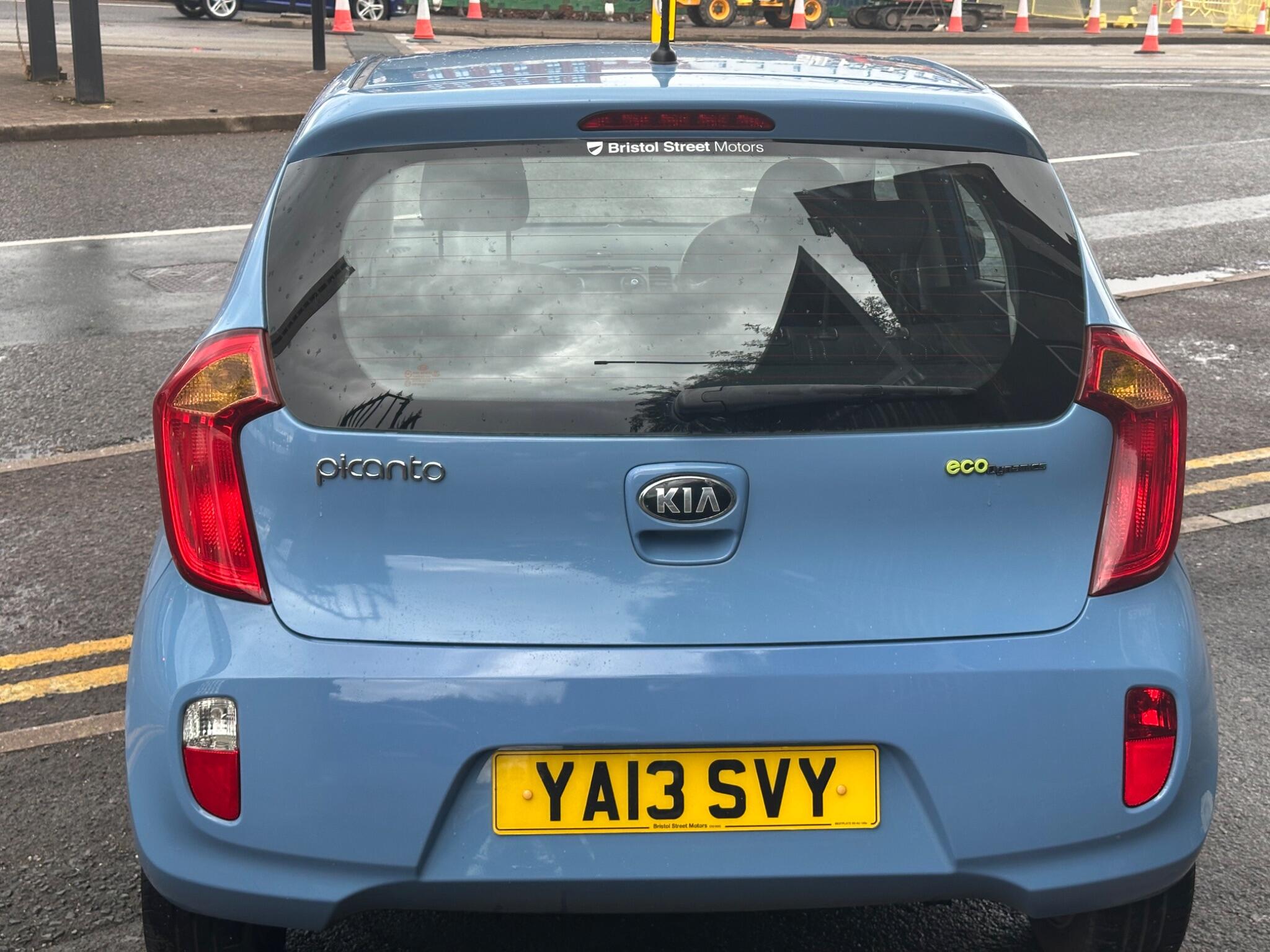 Kia Picanto view 14