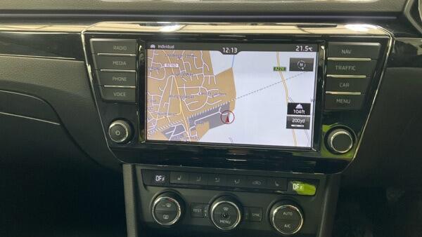 Skoda Superb view 7