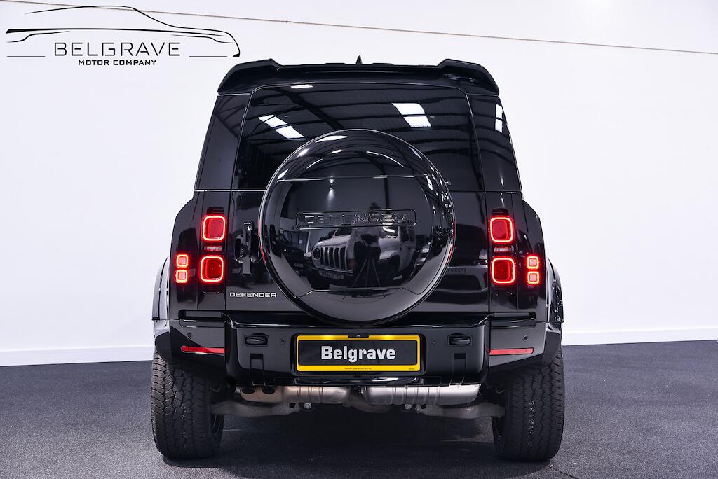 Land Rover Defender view 6