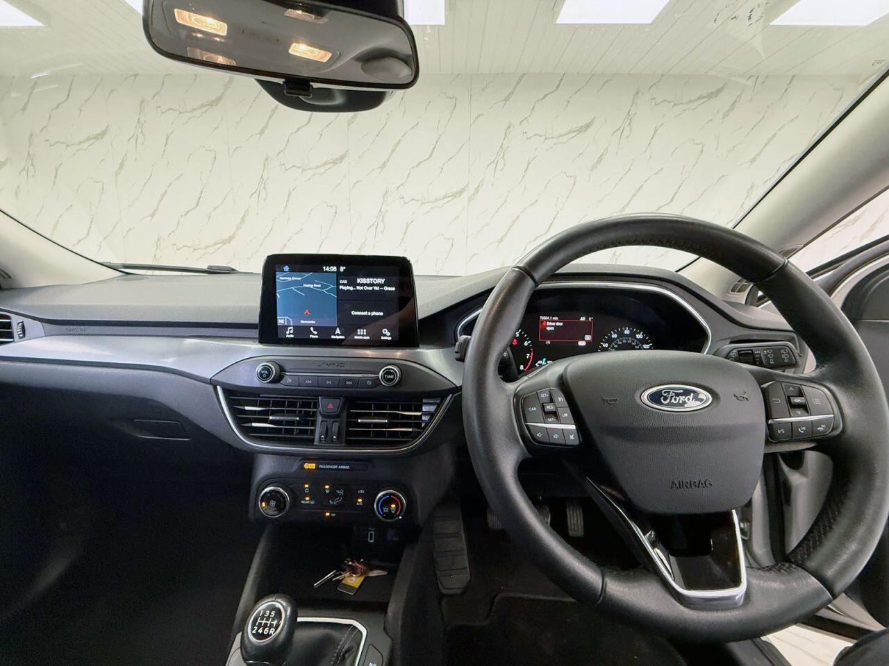 Ford Focus view 17