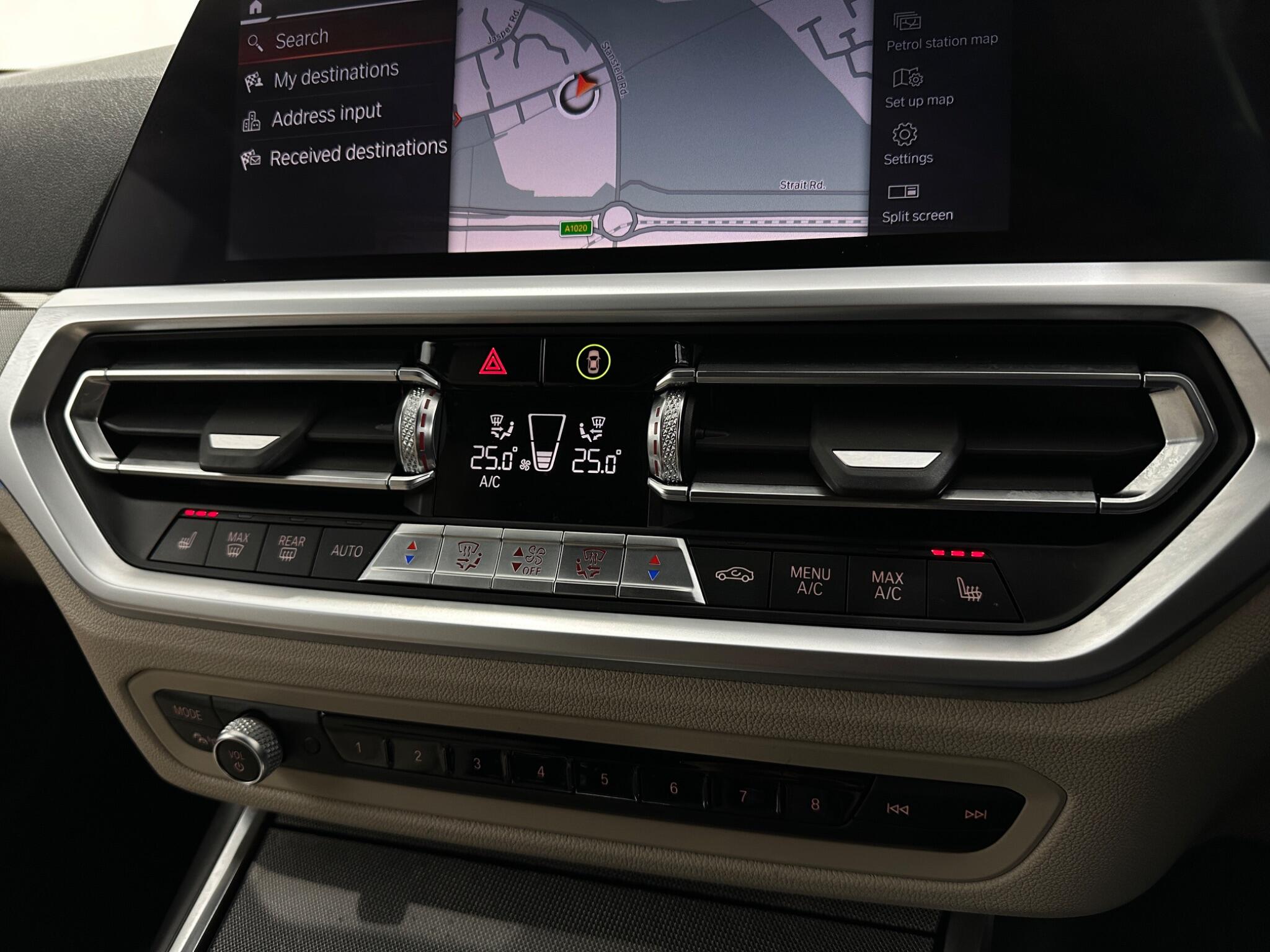 BMW 3 Series view 23