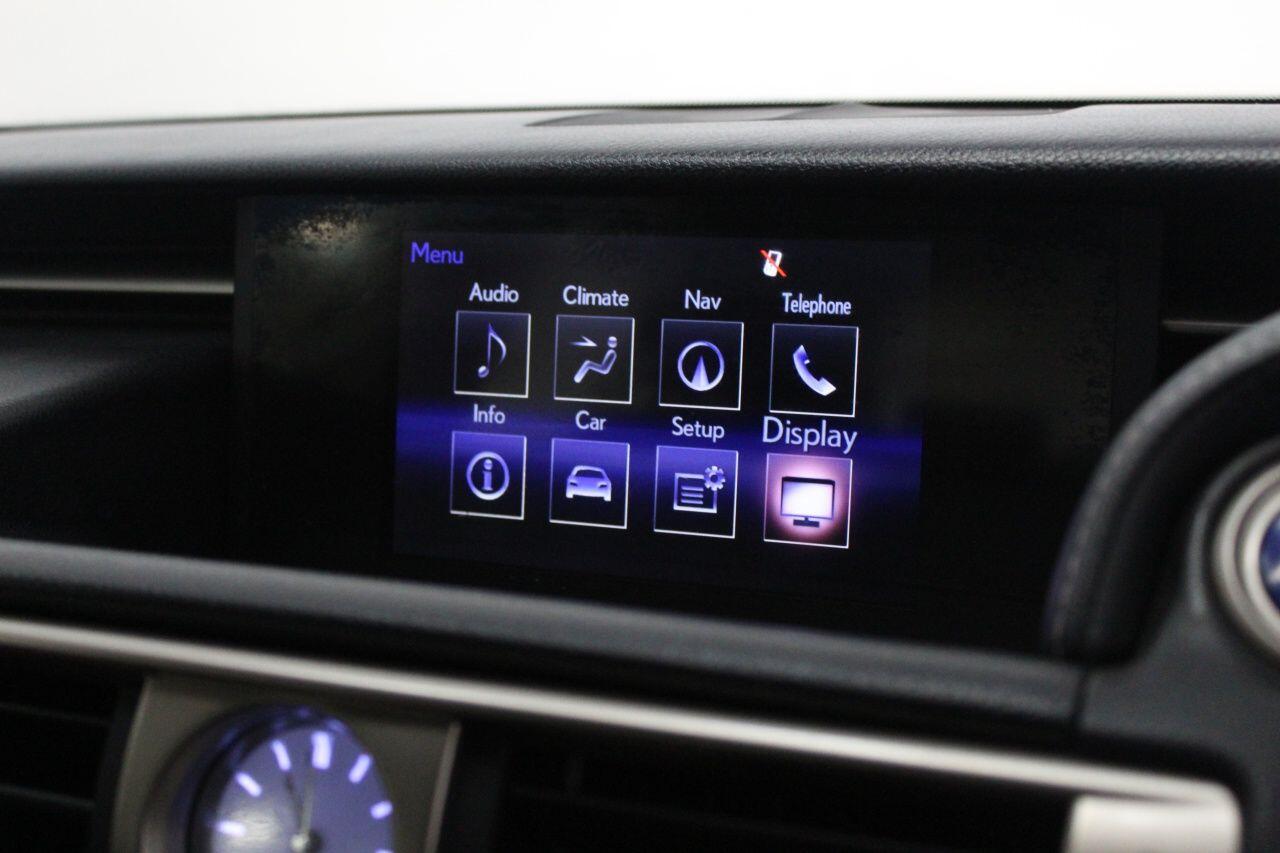 Lexus Is view 40