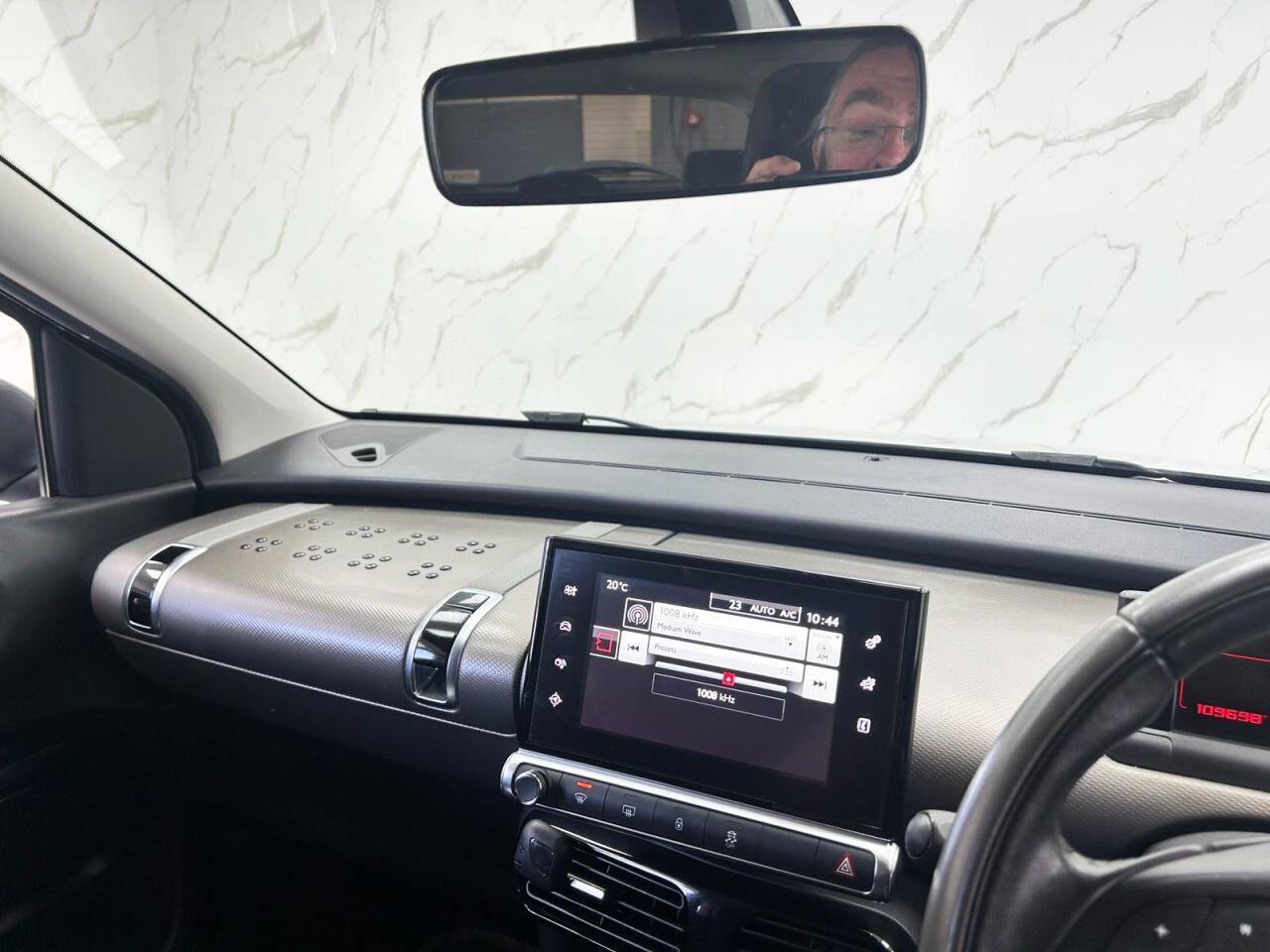 Citroen C4 Cactus view 15