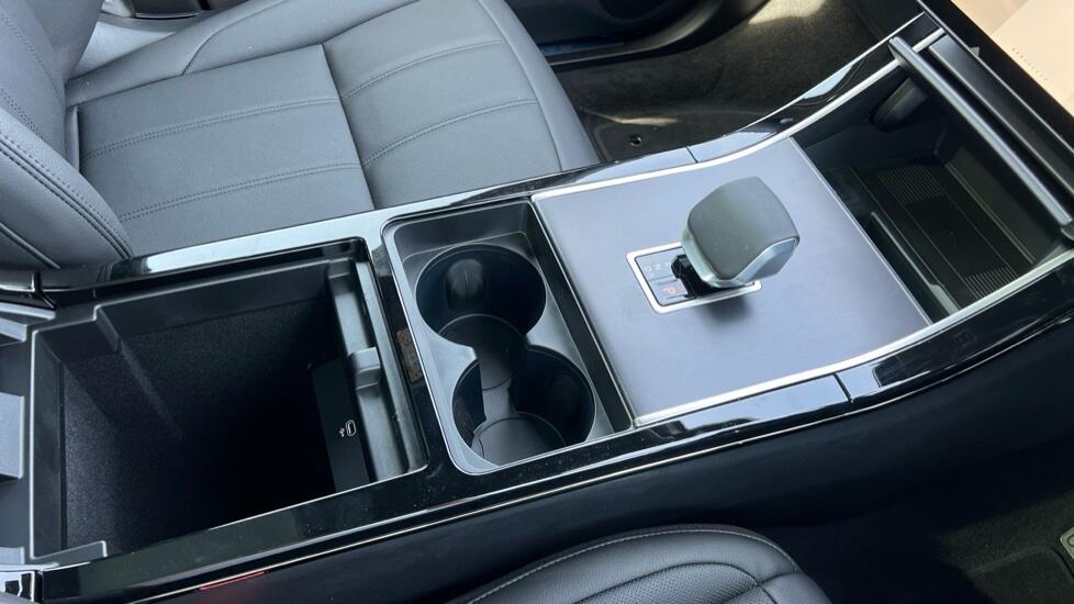 Land Rover Range Rover Evoque view 28