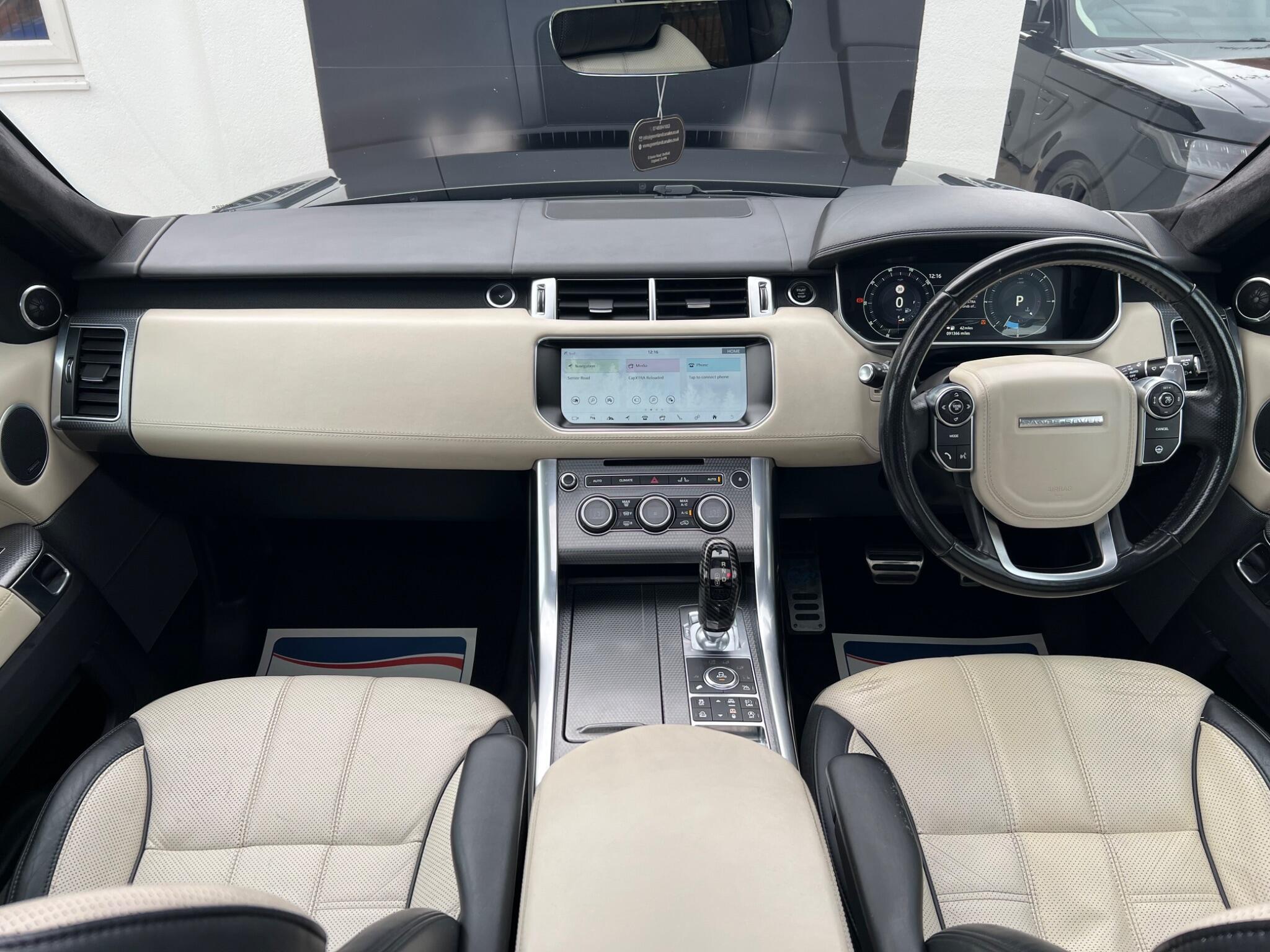 Land Rover Range Rover Sport view 11