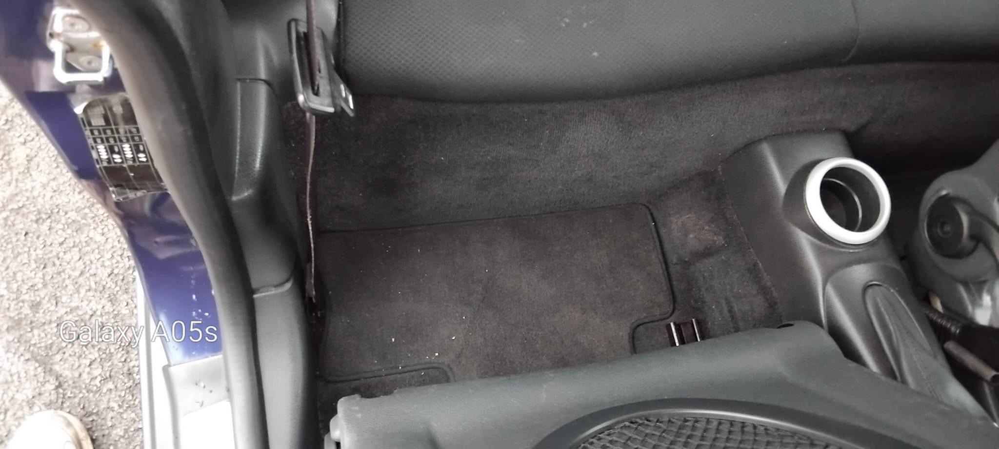 2005 MINI Hatch image 70