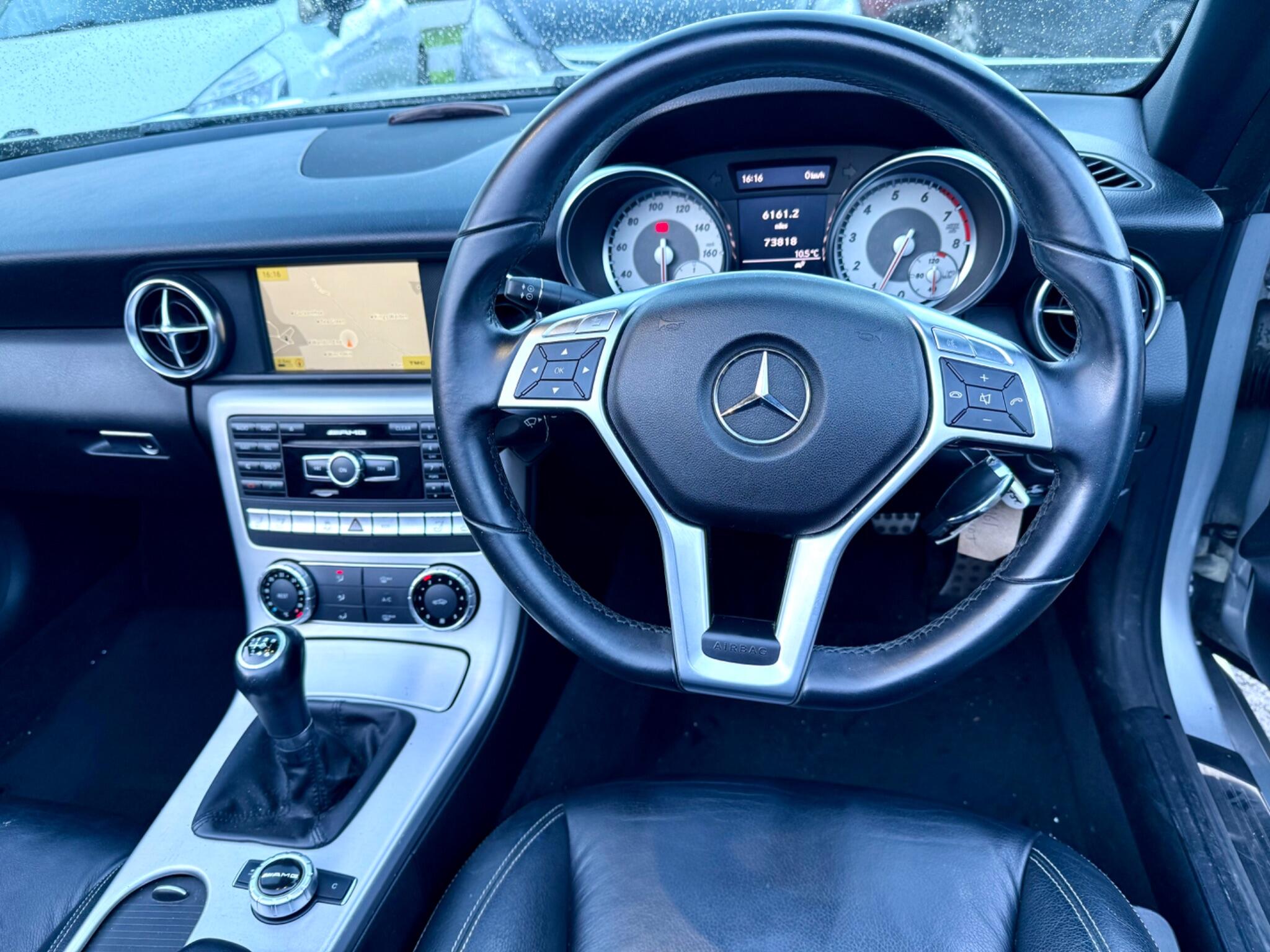 2011 Mercedes-Benz SLK image 29