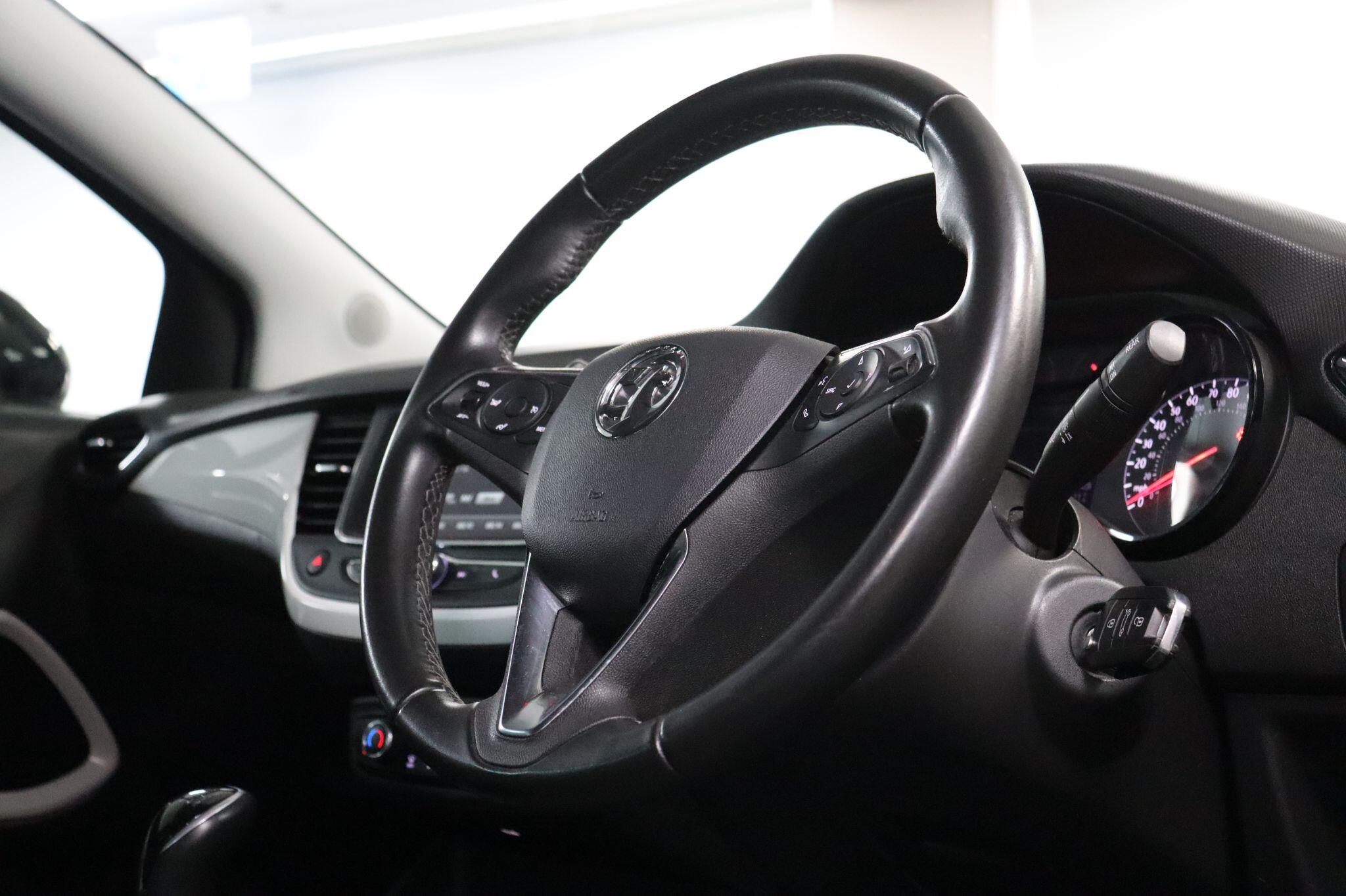 Vauxhall Crossland X view 12