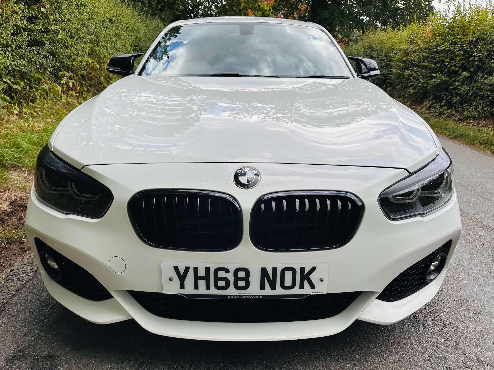 BMW 1 Series view 28