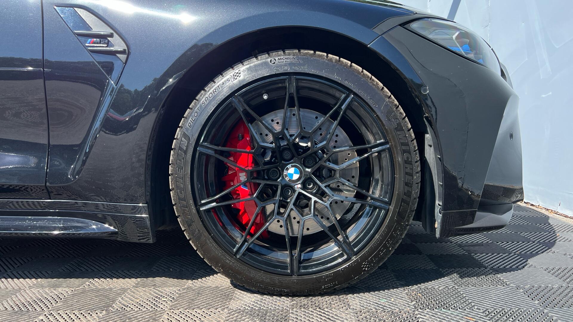 BMW M3 view 14