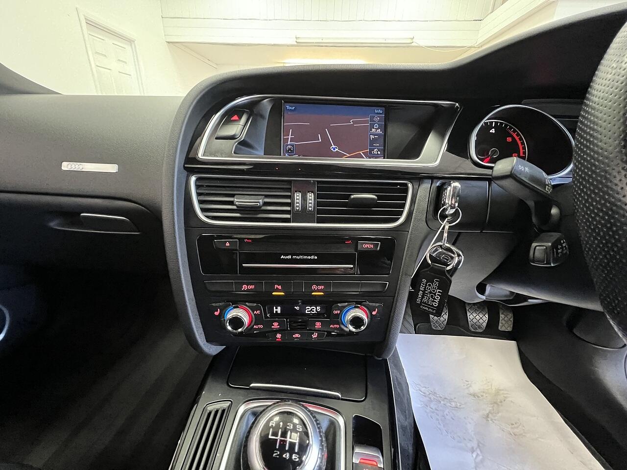 Audi A5 view 12