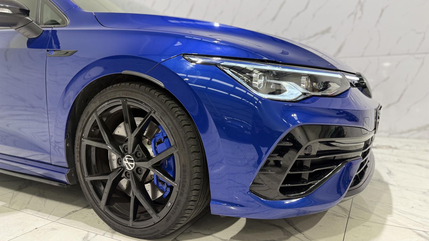 Volkswagen Golf view 34