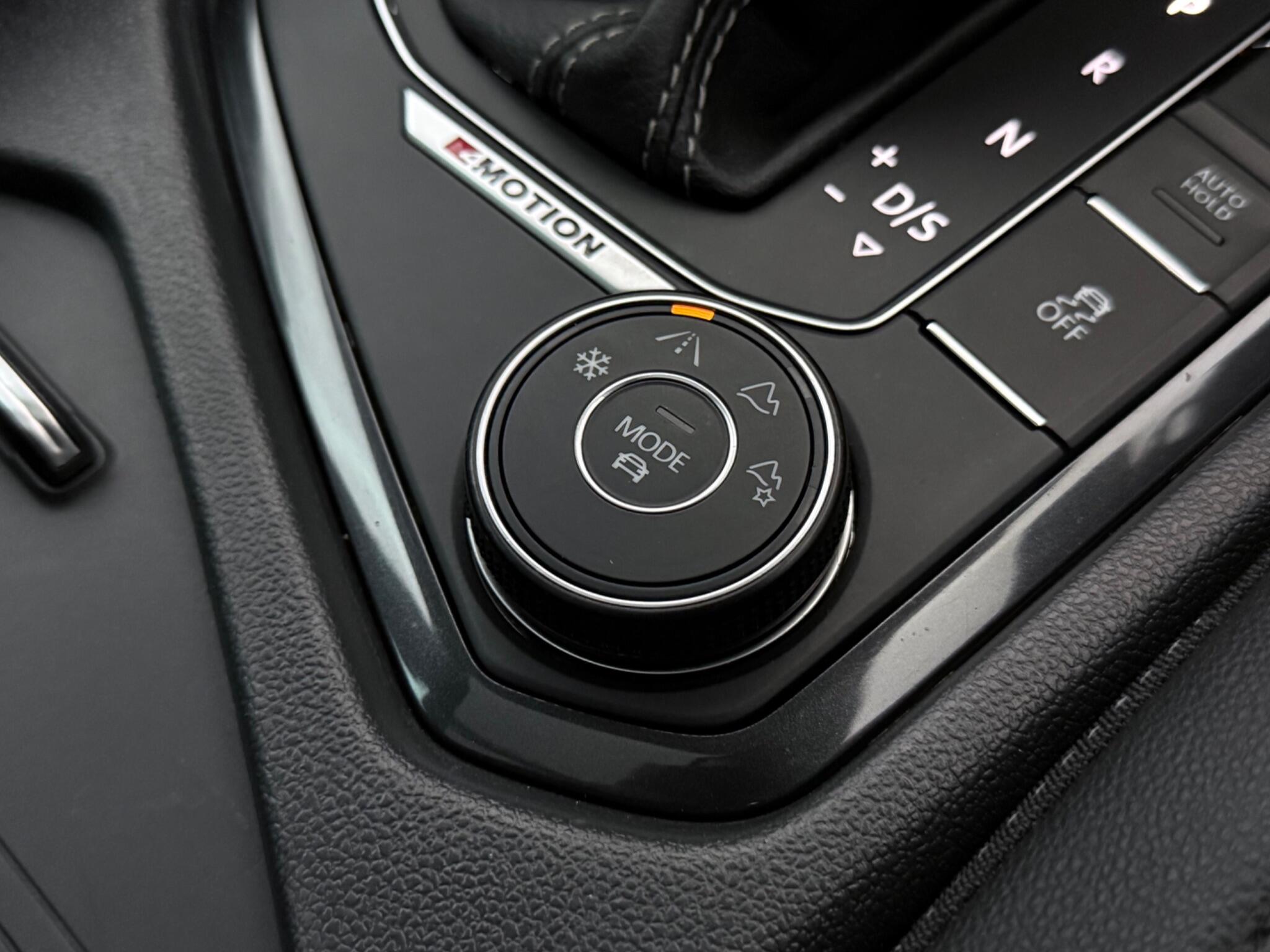 Volkswagen Tiguan view 18