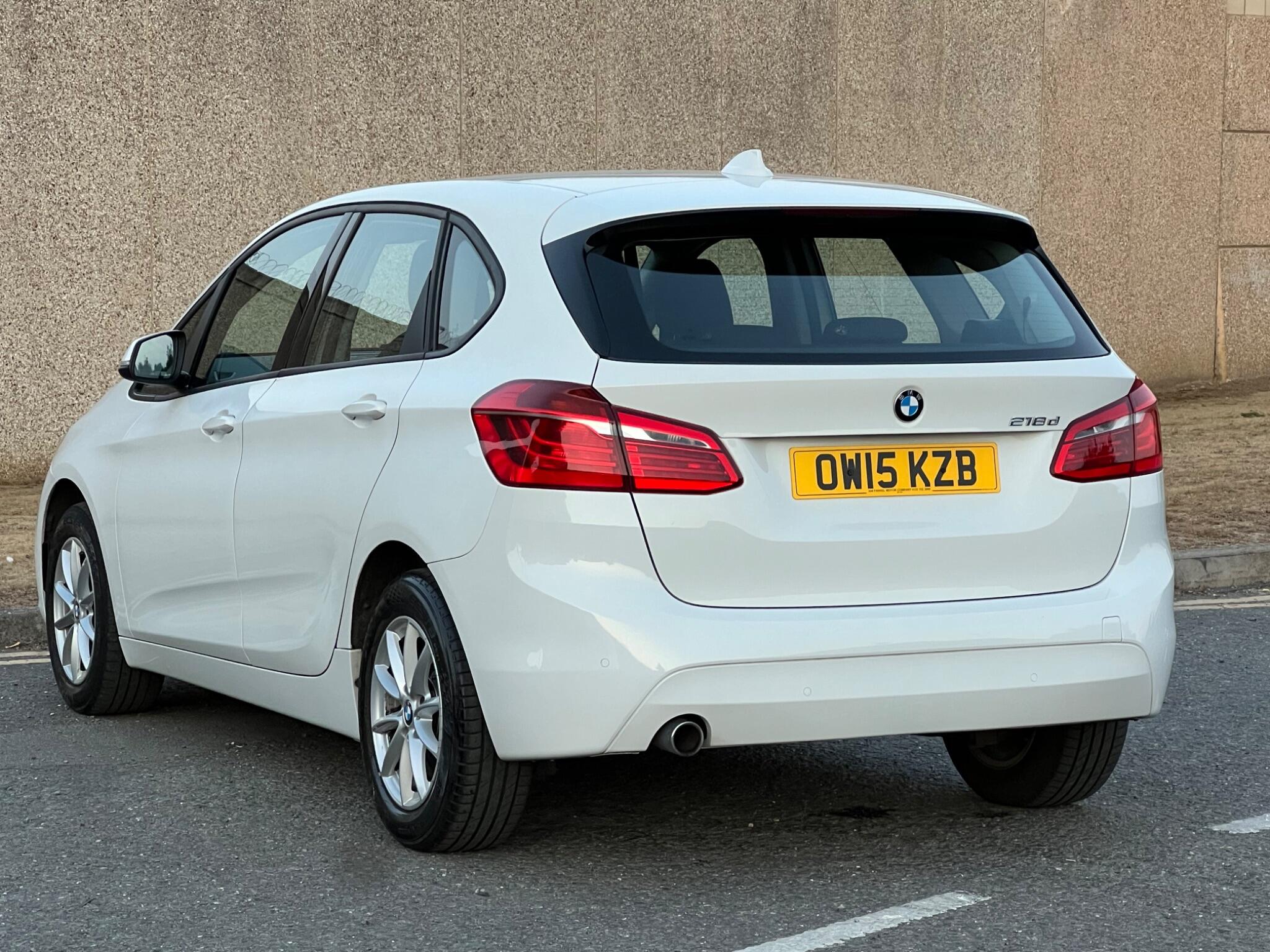 BMW 2 Series Active Tourer view 6
