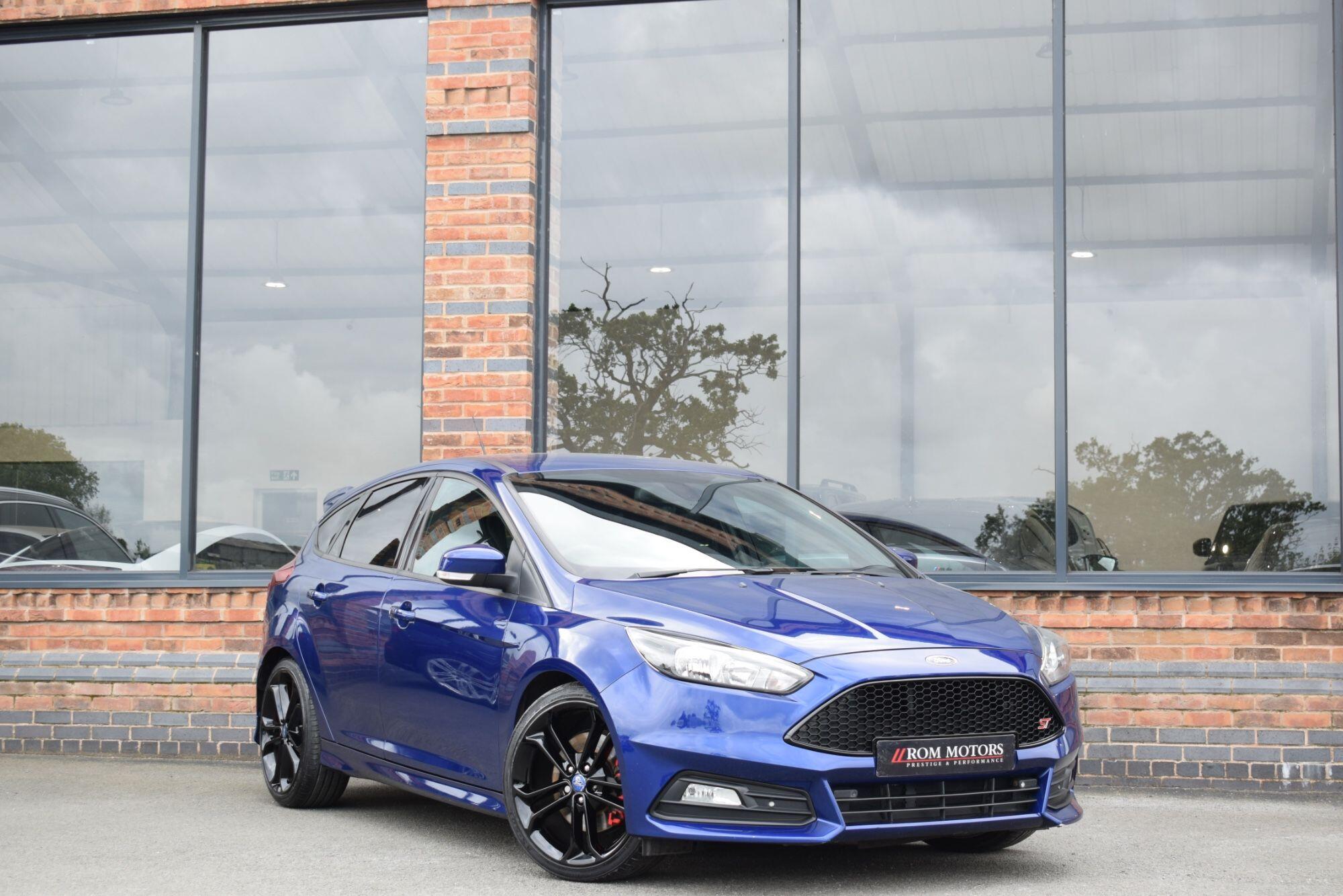 Ford Focus view 8