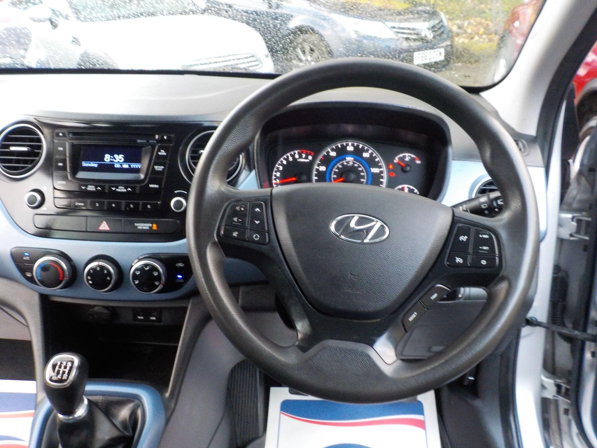 Hyundai i10 1.2 SE Euro 5 5dr