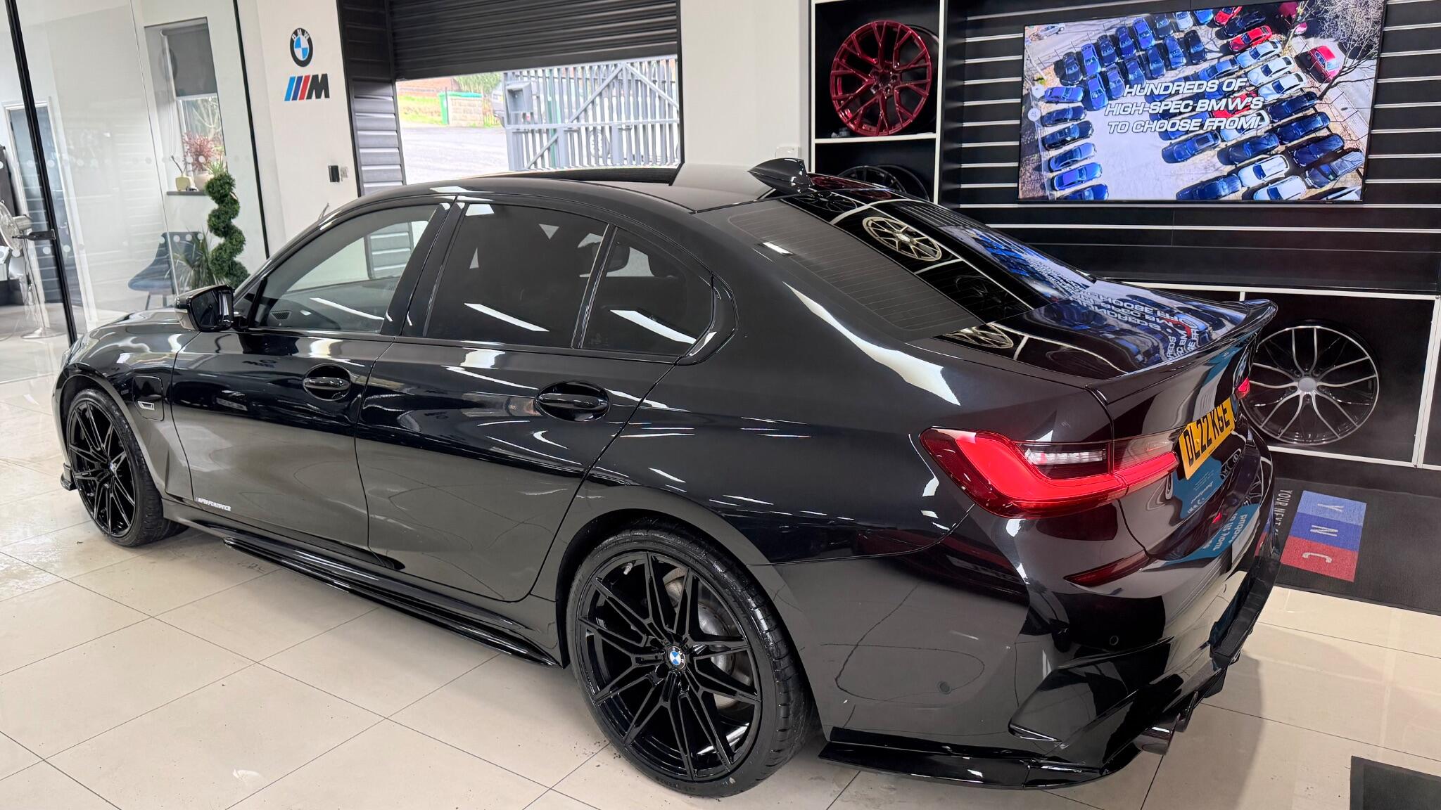 BMW 3 Series view 38