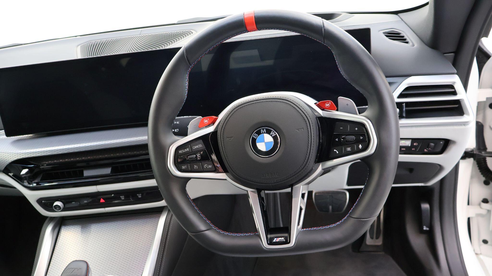 BMW M4 view 6