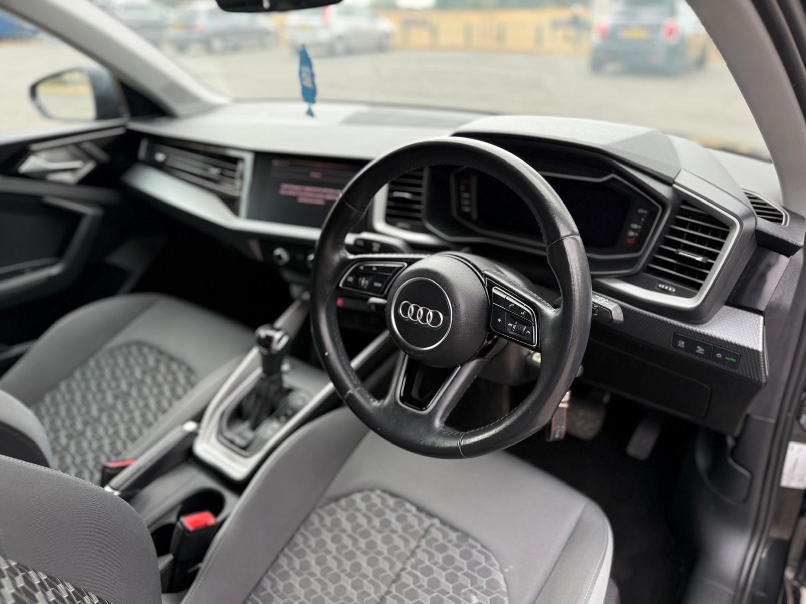 Audi A1 view 28