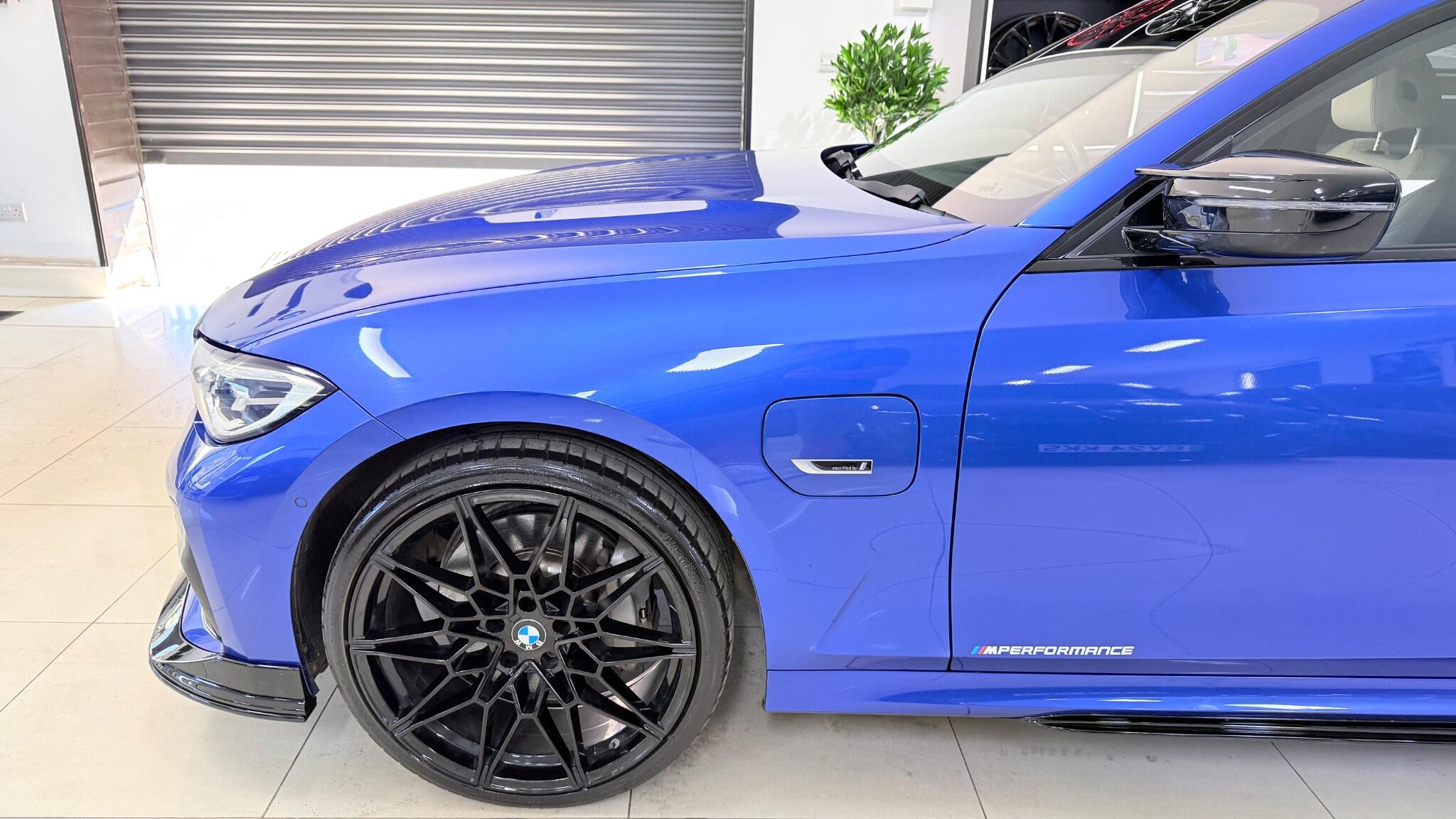 BMW 3 Series view 39