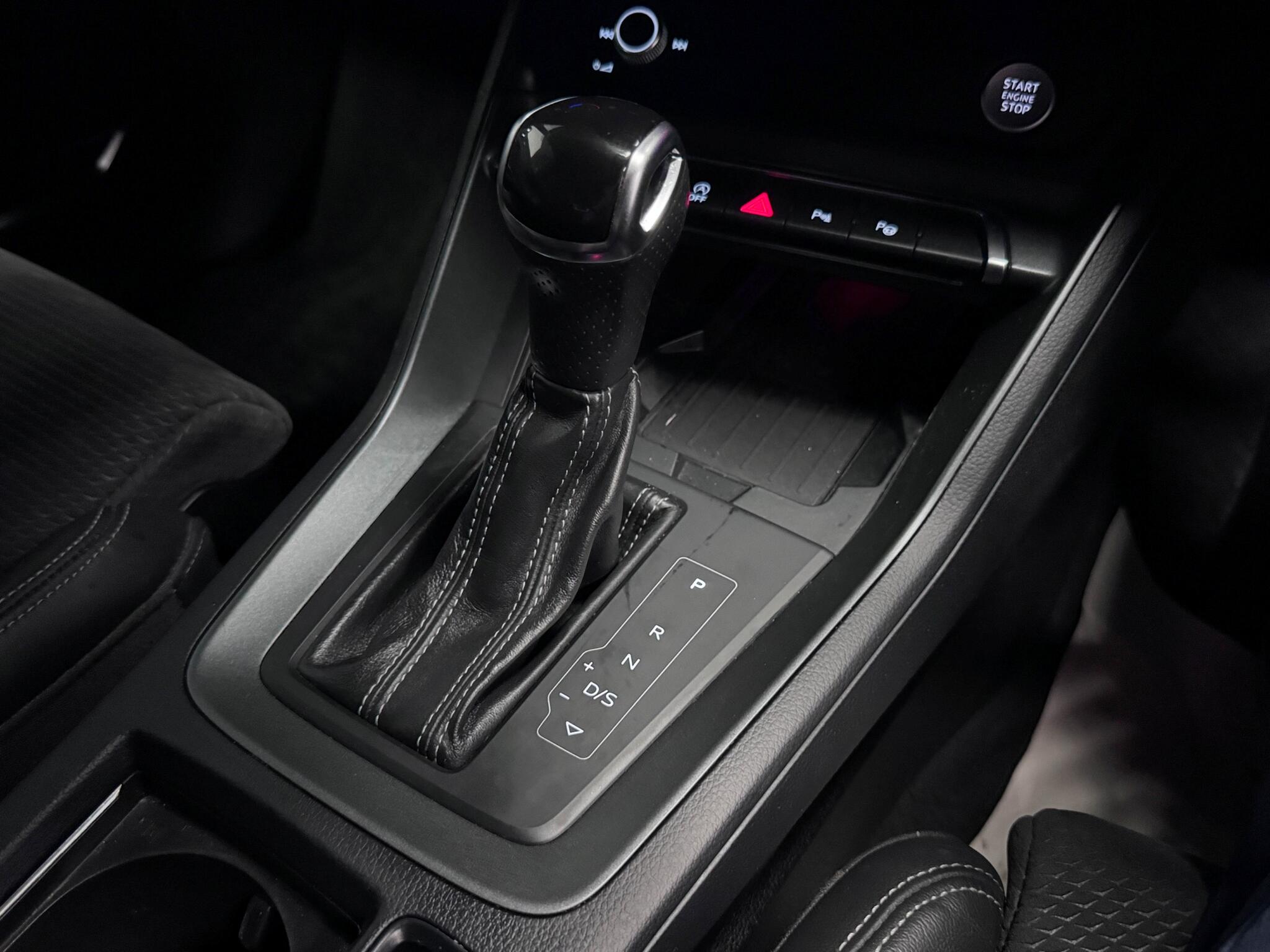Audi Q3 view 39
