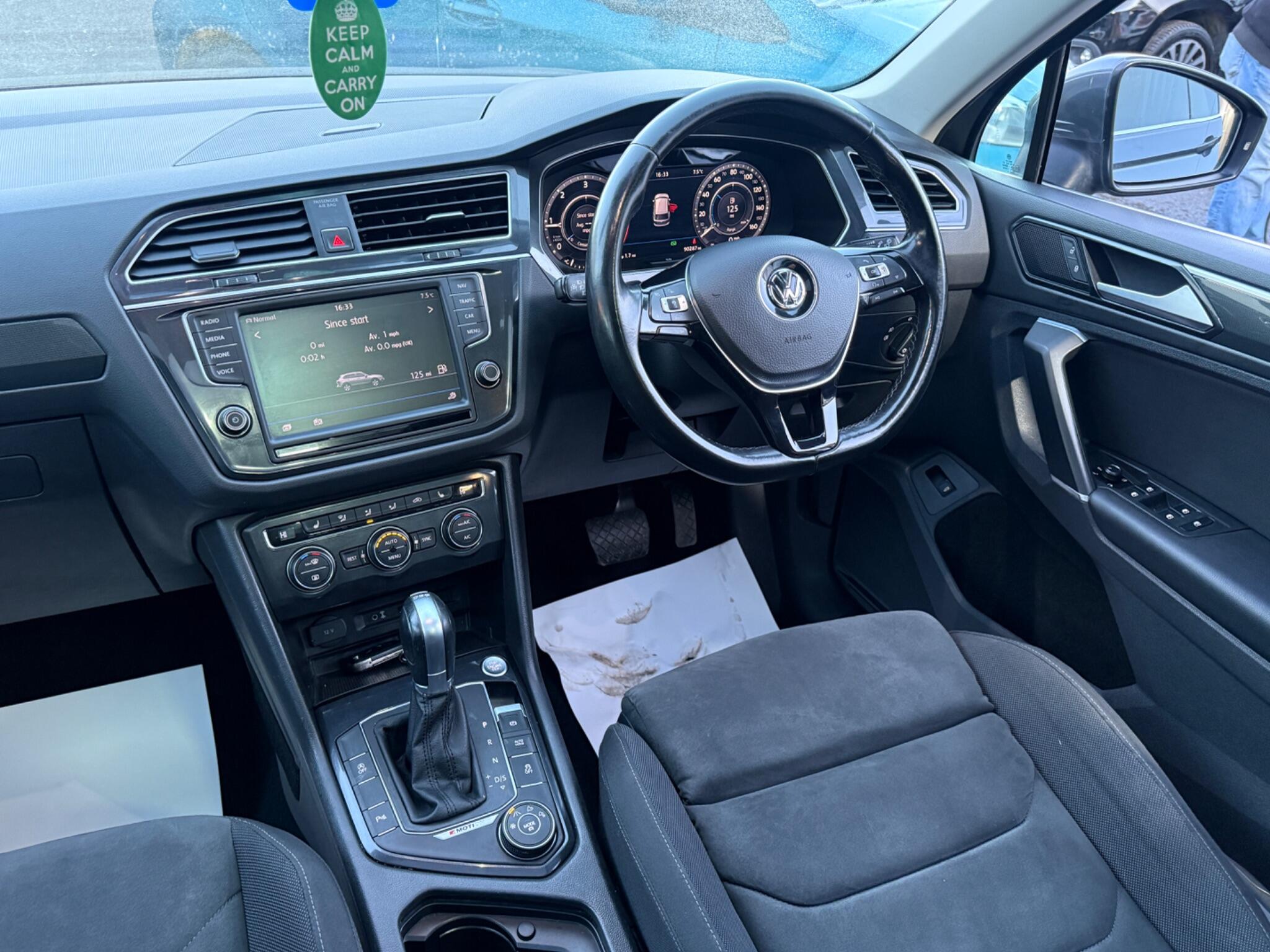 Volkswagen Tiguan - Image 5