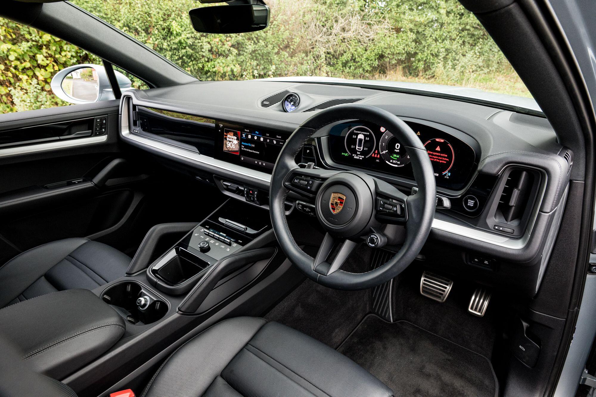Porsche Cayenne view 36