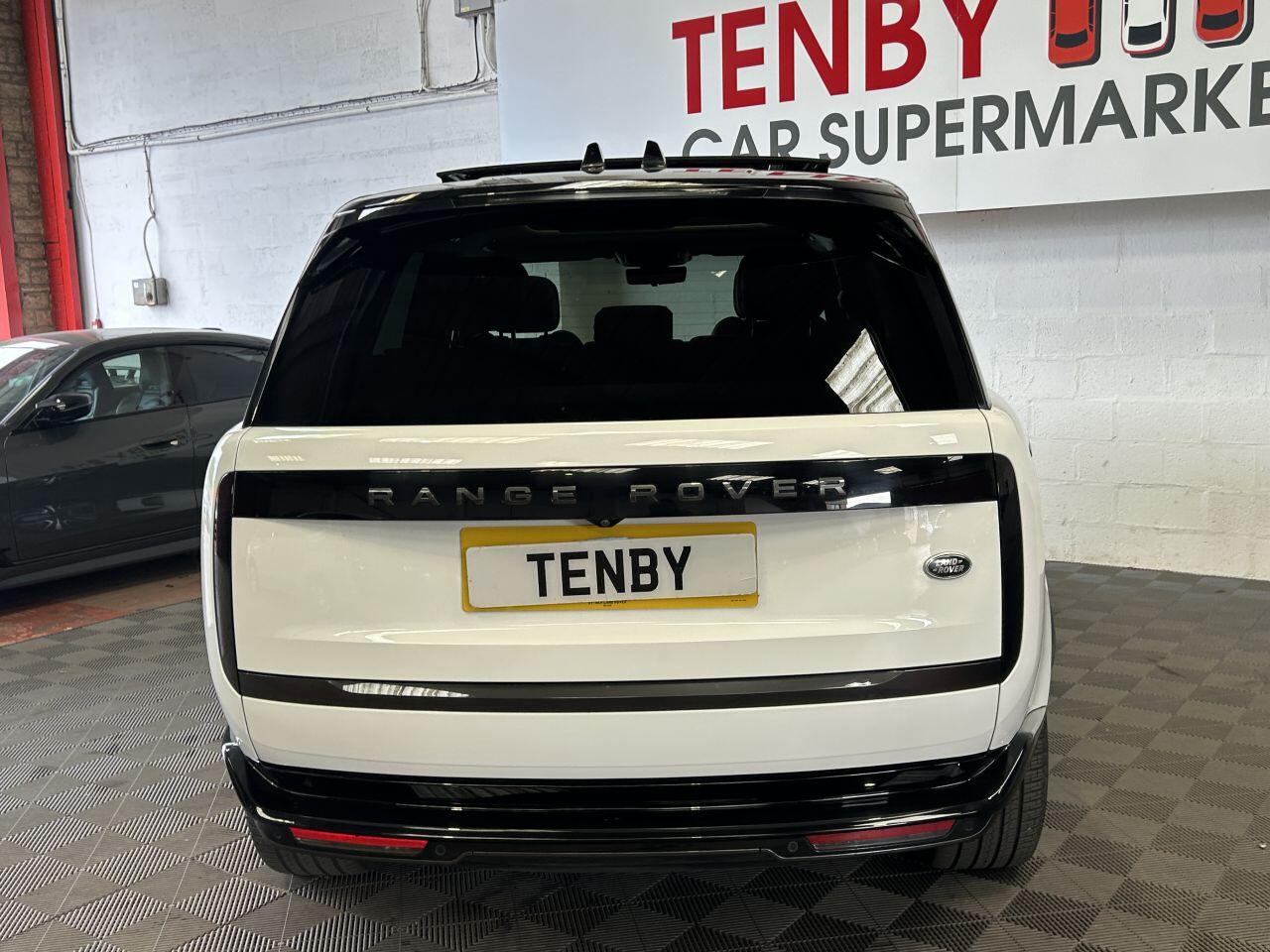 Land Rover Range Rover view 10