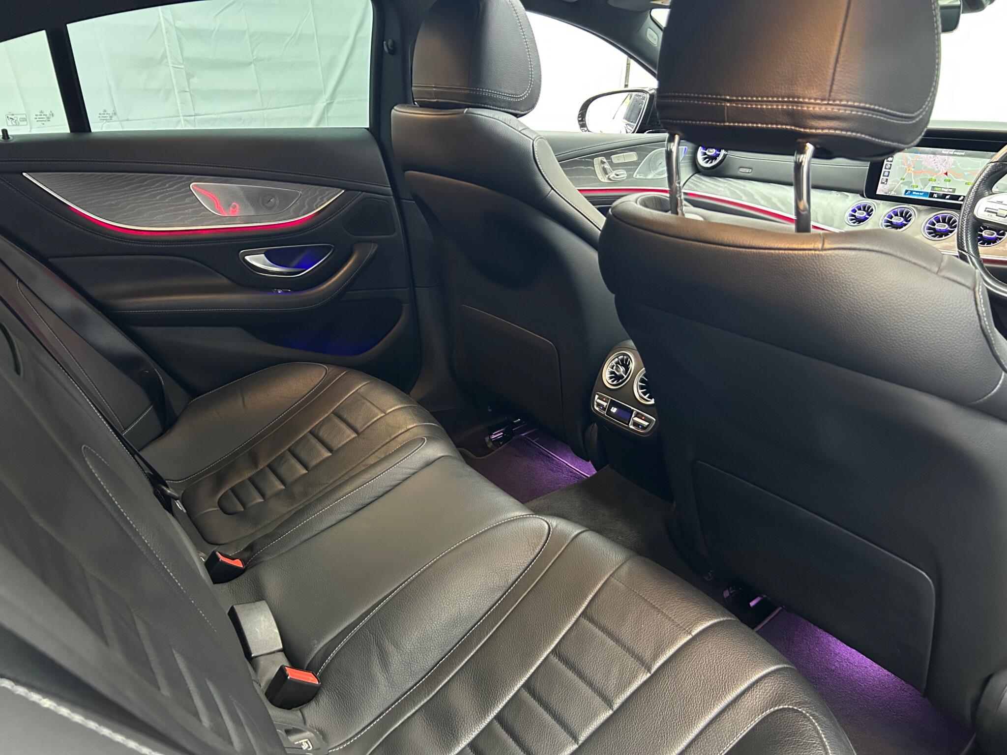 Mercedes-Benz CLS view 22