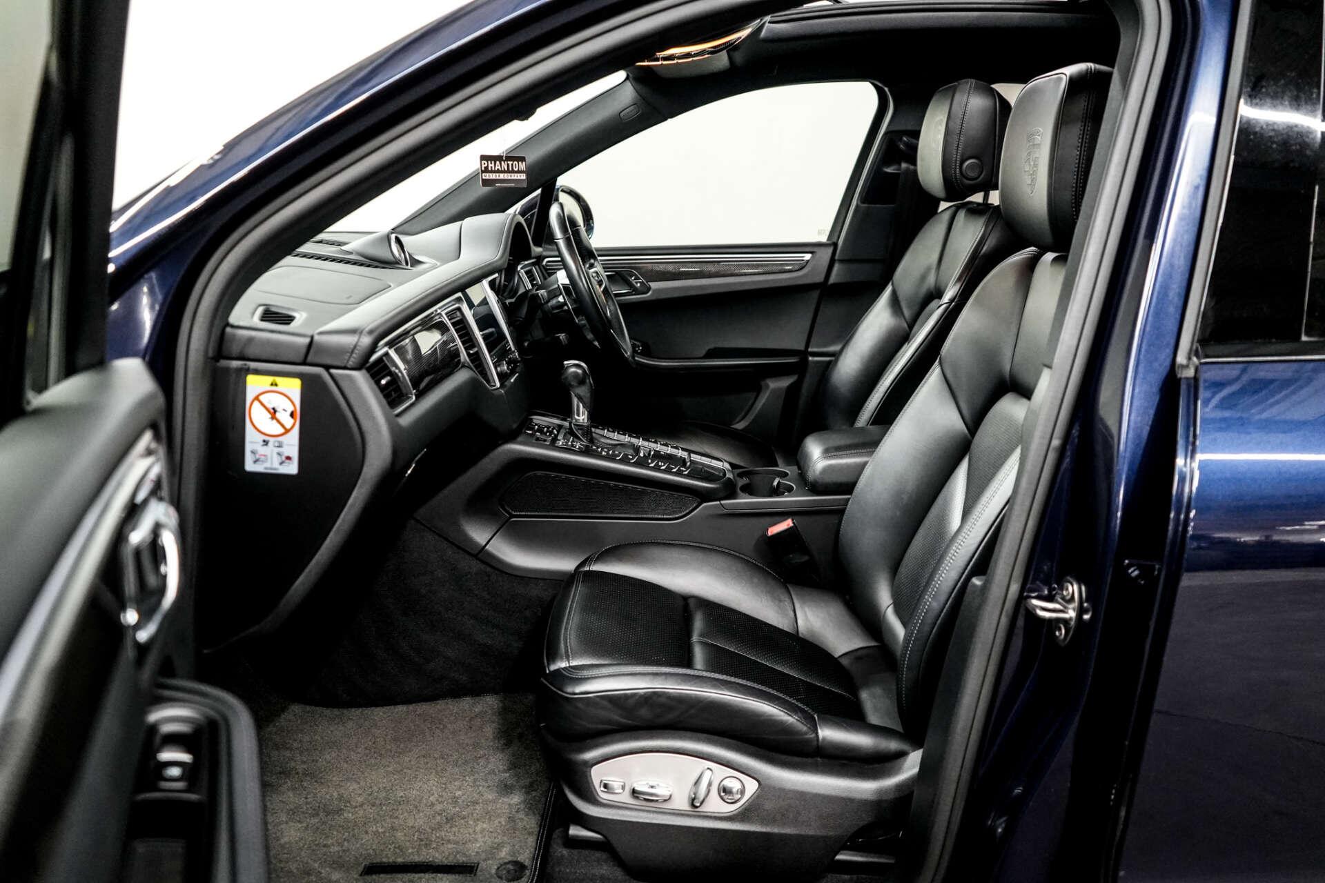 Porsche Macan view 18