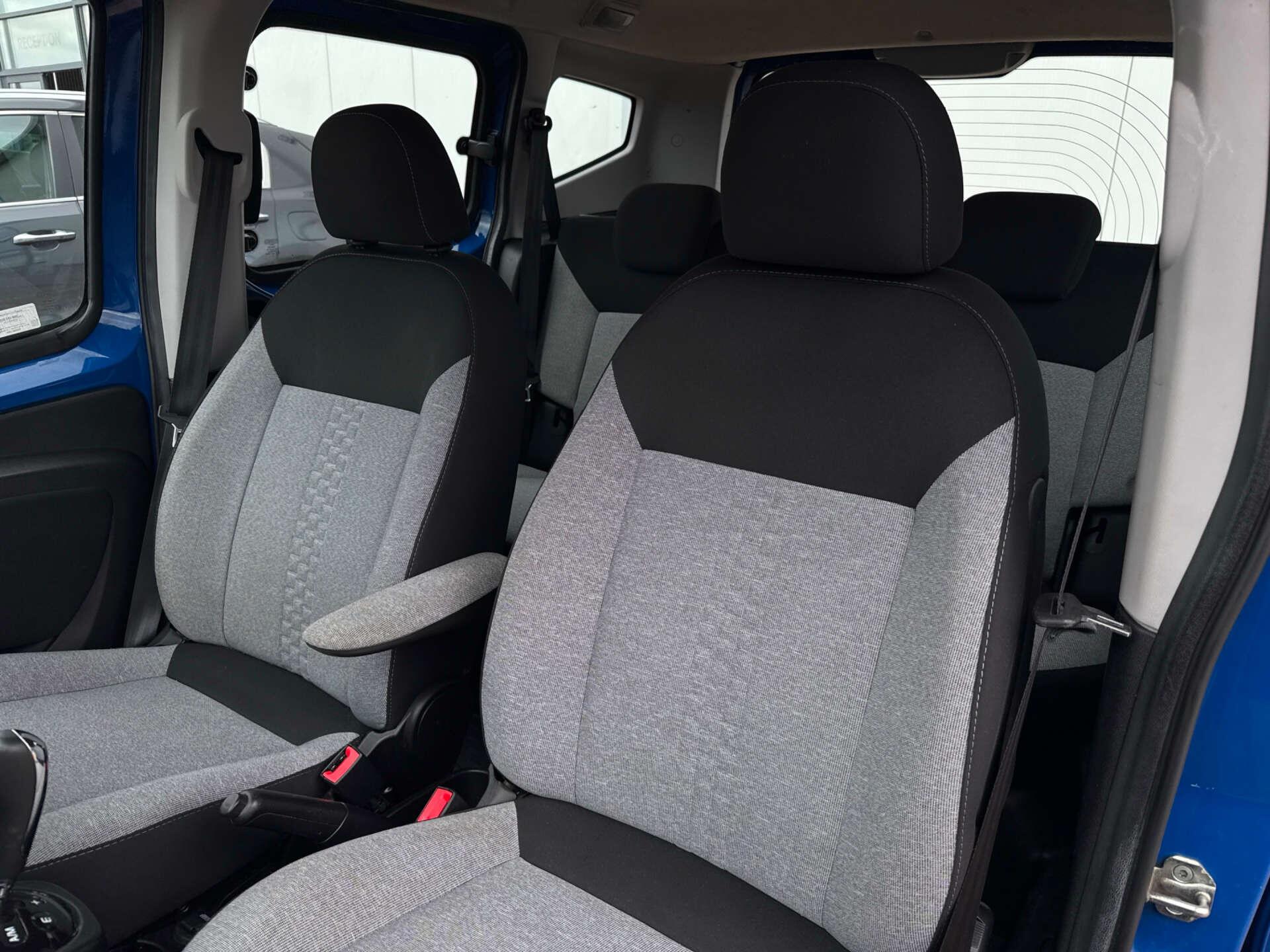 Fiat Qubo view 41