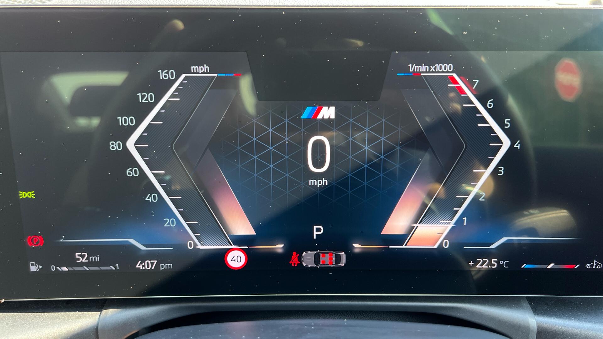 BMW 3 Series view 9