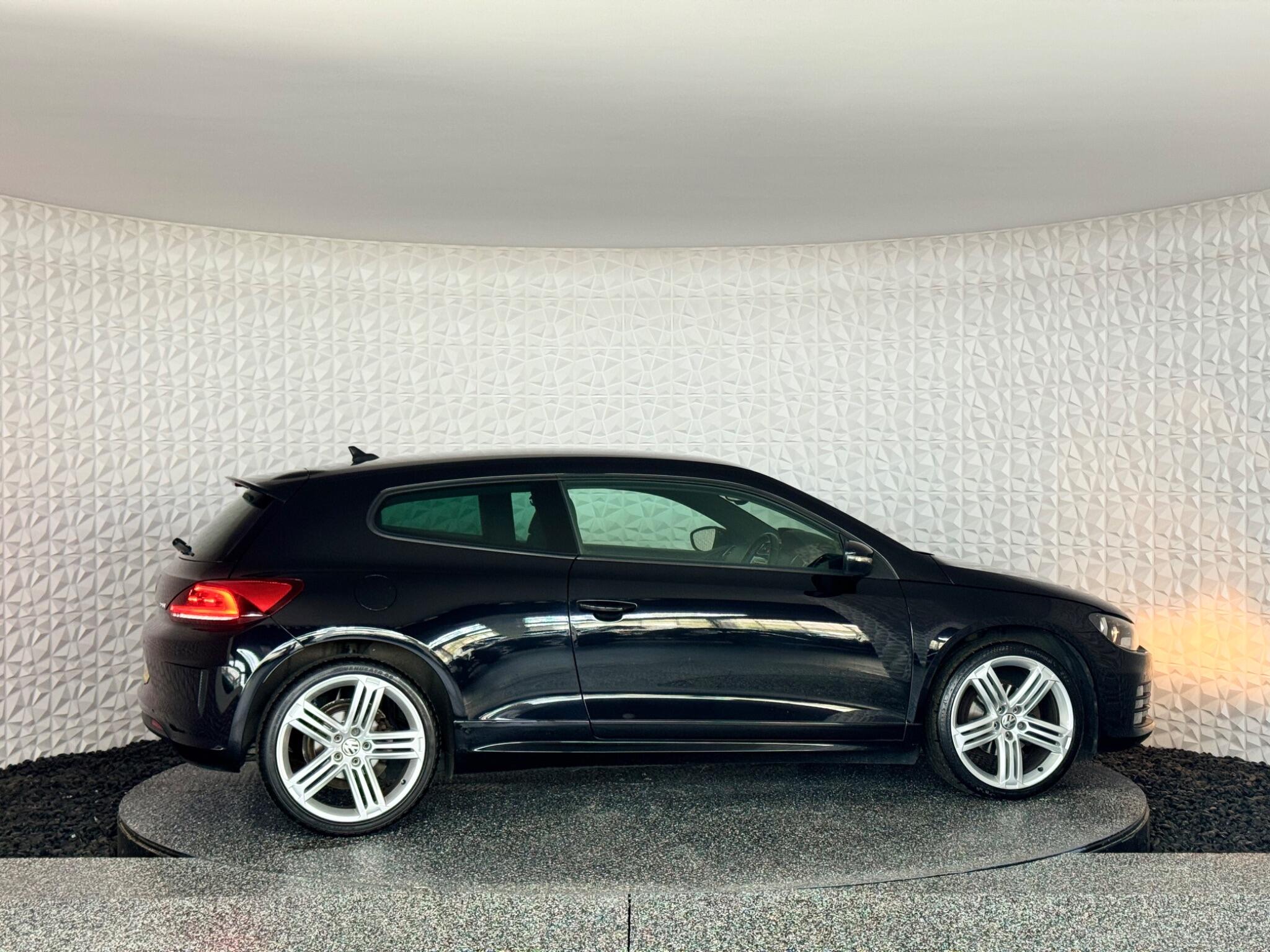 Volkswagen Scirocco view 10